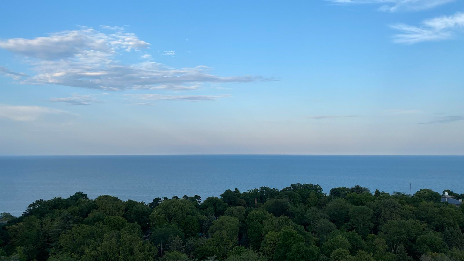Blick auf das Schwarze Meer vor Odessa. | Andrii Shvets