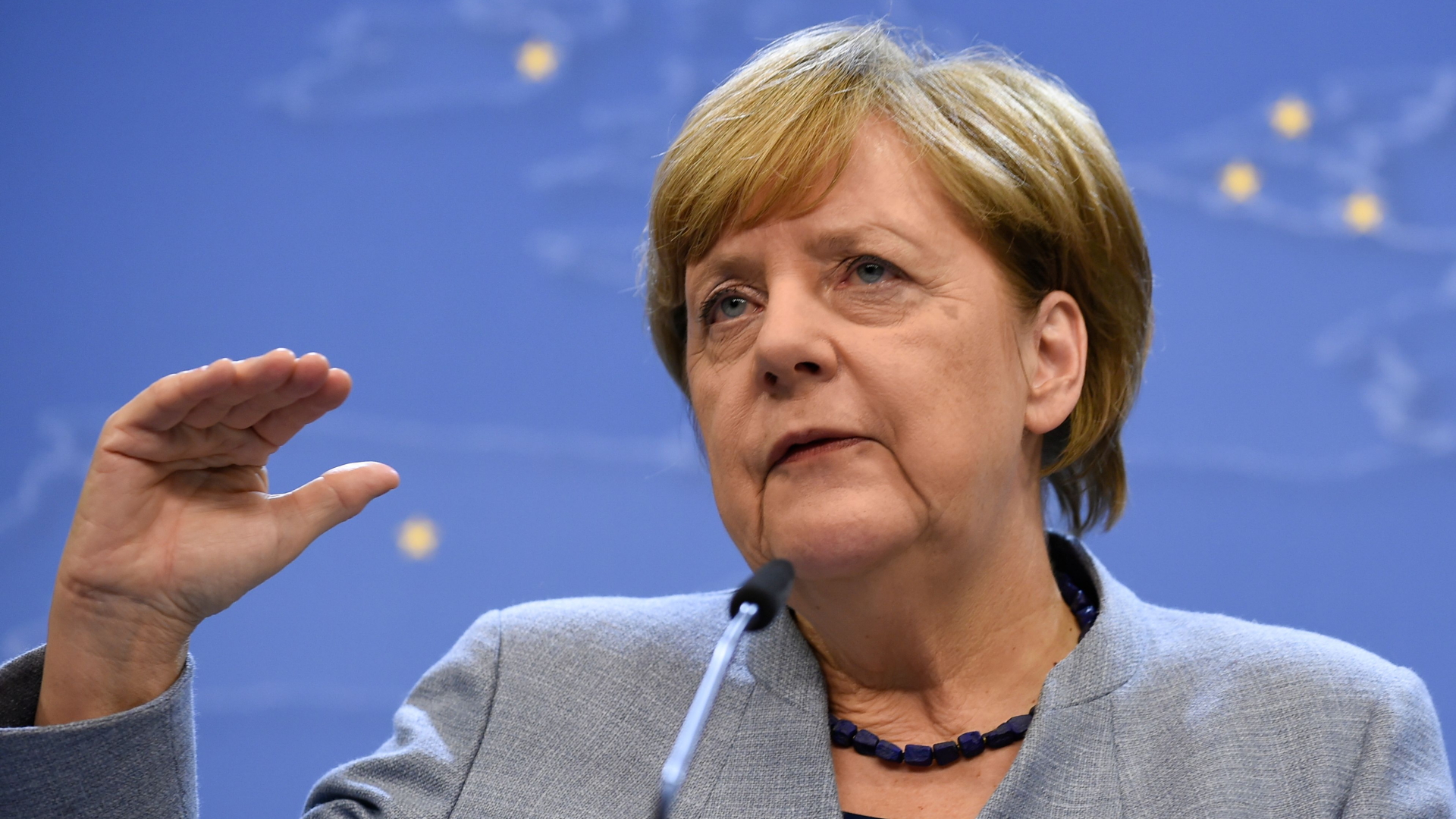 Kanzlerin Merkel bei der Pressekonferenz in Brüssel | AFP