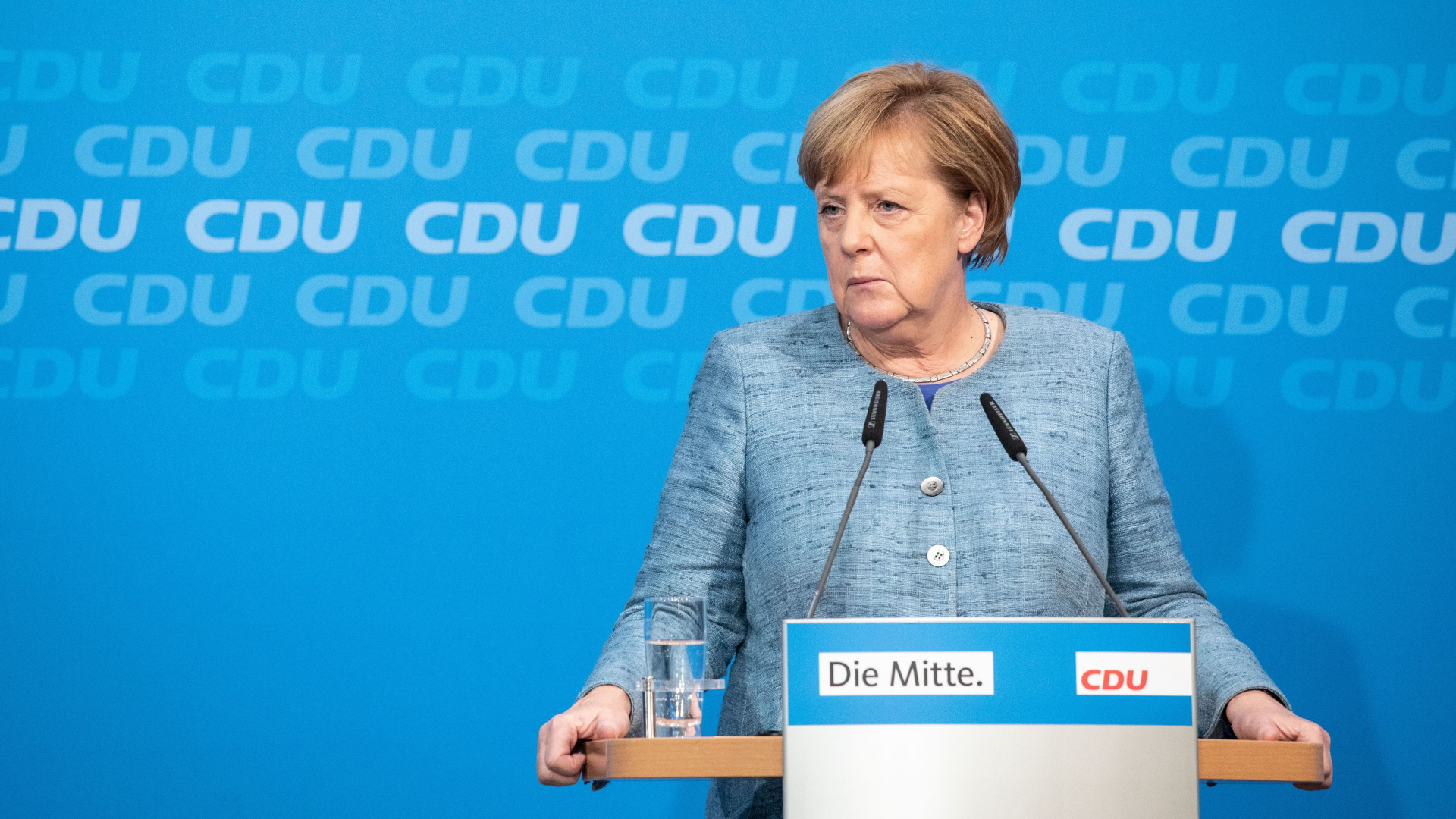 Bundeskanzlerin Angela Merkel | Bildquelle: OMER MESSINGER/EPA-EFE/REX/Shutt