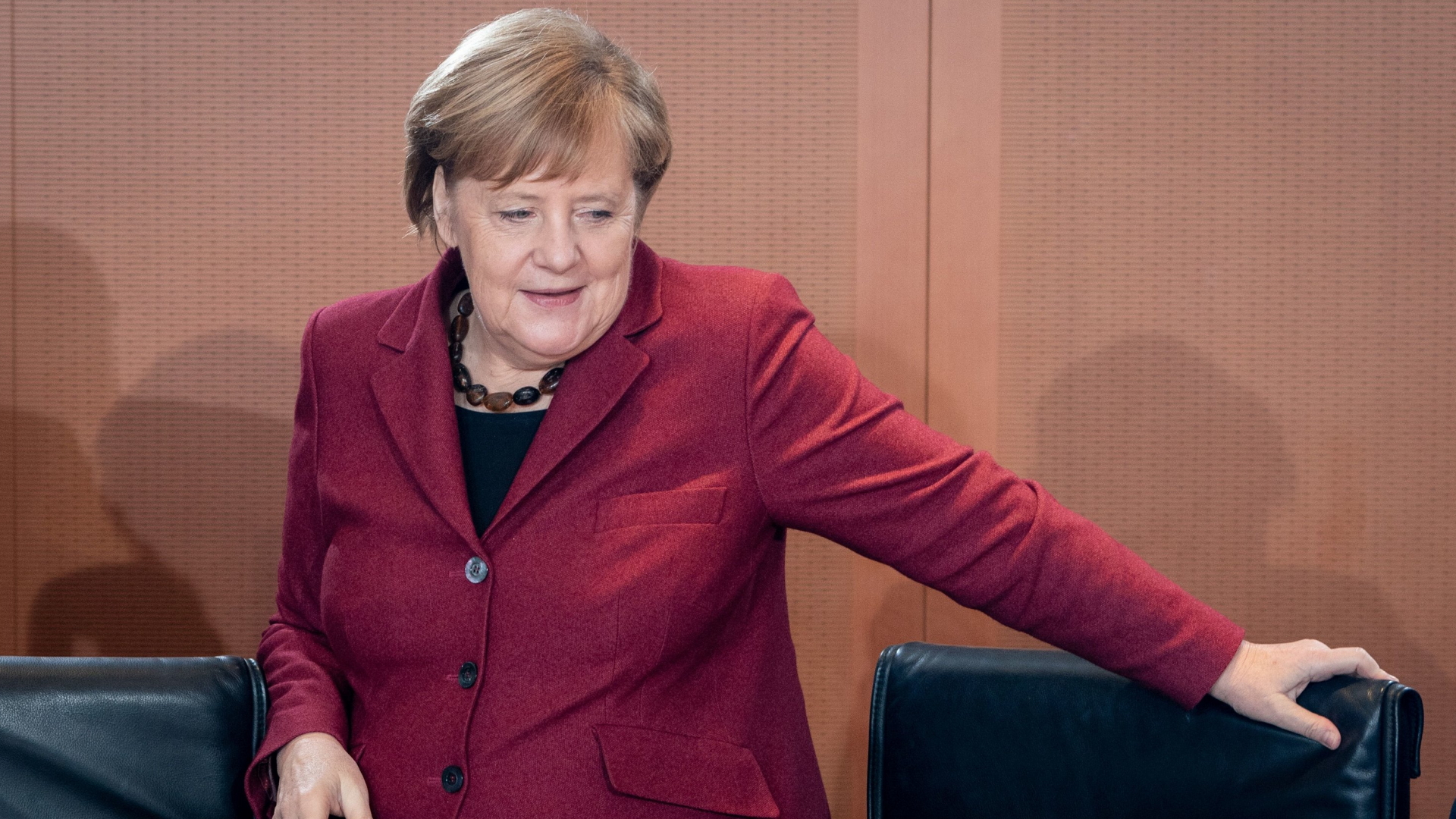 Kanzlerin Merkel nimmt an der Sitzung des Bundeskabinetts im Bundeskanzleramt teil | dpa