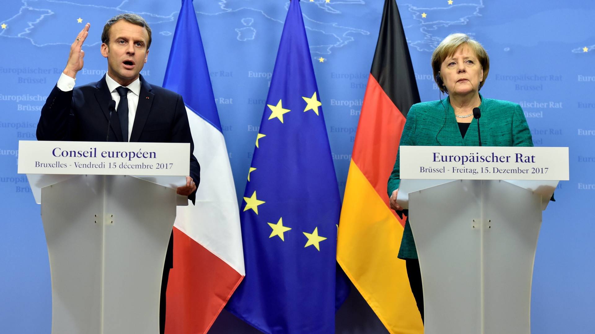 Emmanuel Macron und Angela Merkel | REUTERS