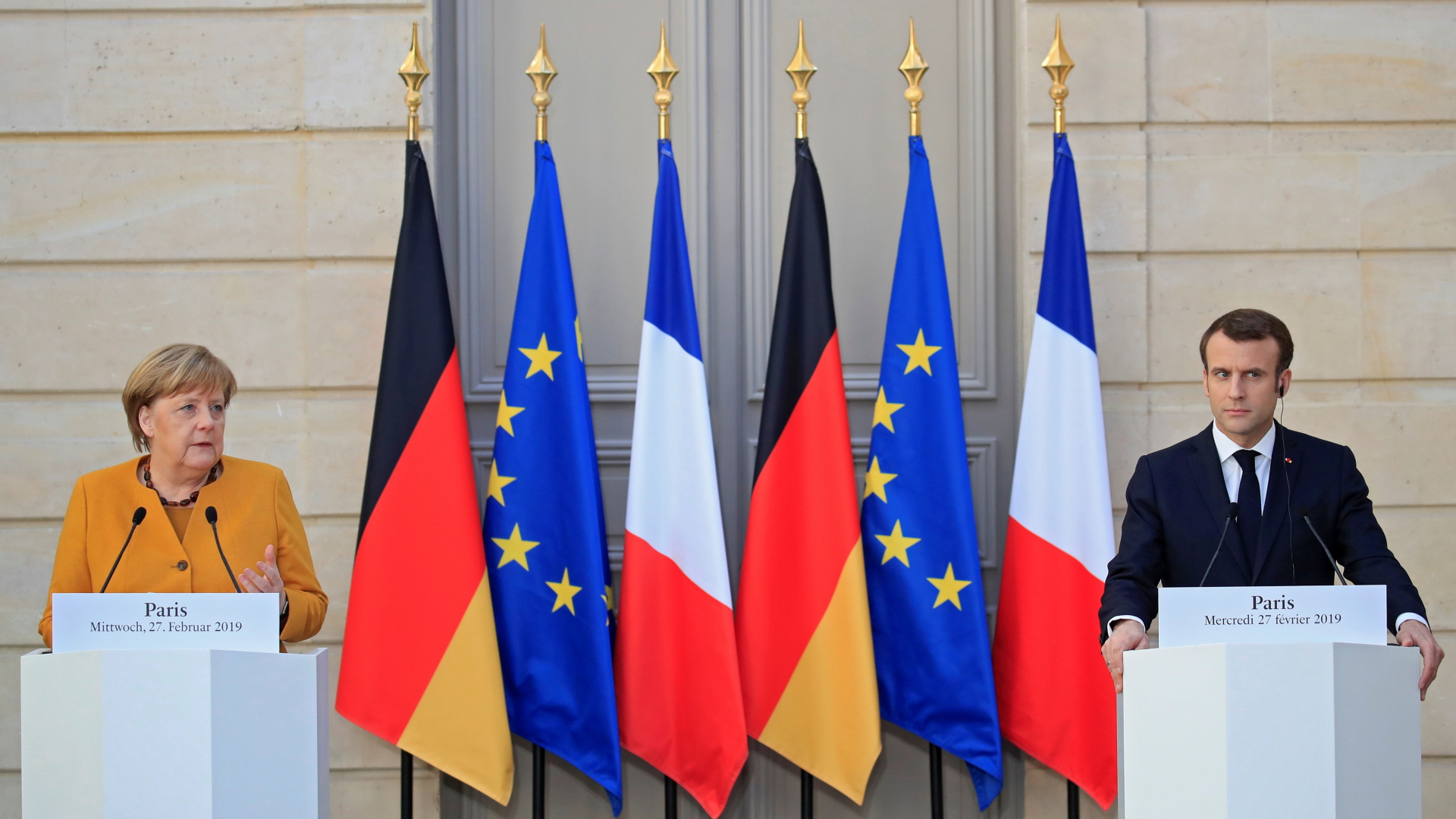 Bundeskanzlerin Angela Merkel und Frankreichs Präsident Emmanuel Macron in Paris | GONZALO FUENTES/POOL/EPA-EFE/REX