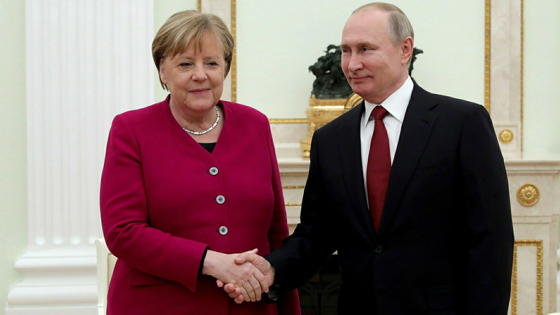Angela Merkel und Wladimir Putin (Archivfoto: 11.01.2020) | picture alliance / Russian Look