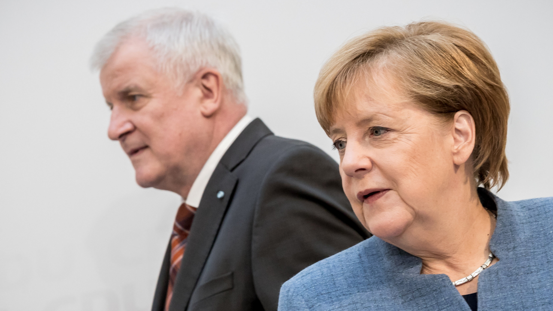 CSU-Chef Horst Seehofer und Bundeskanzlerin Angela Merkel | dpa