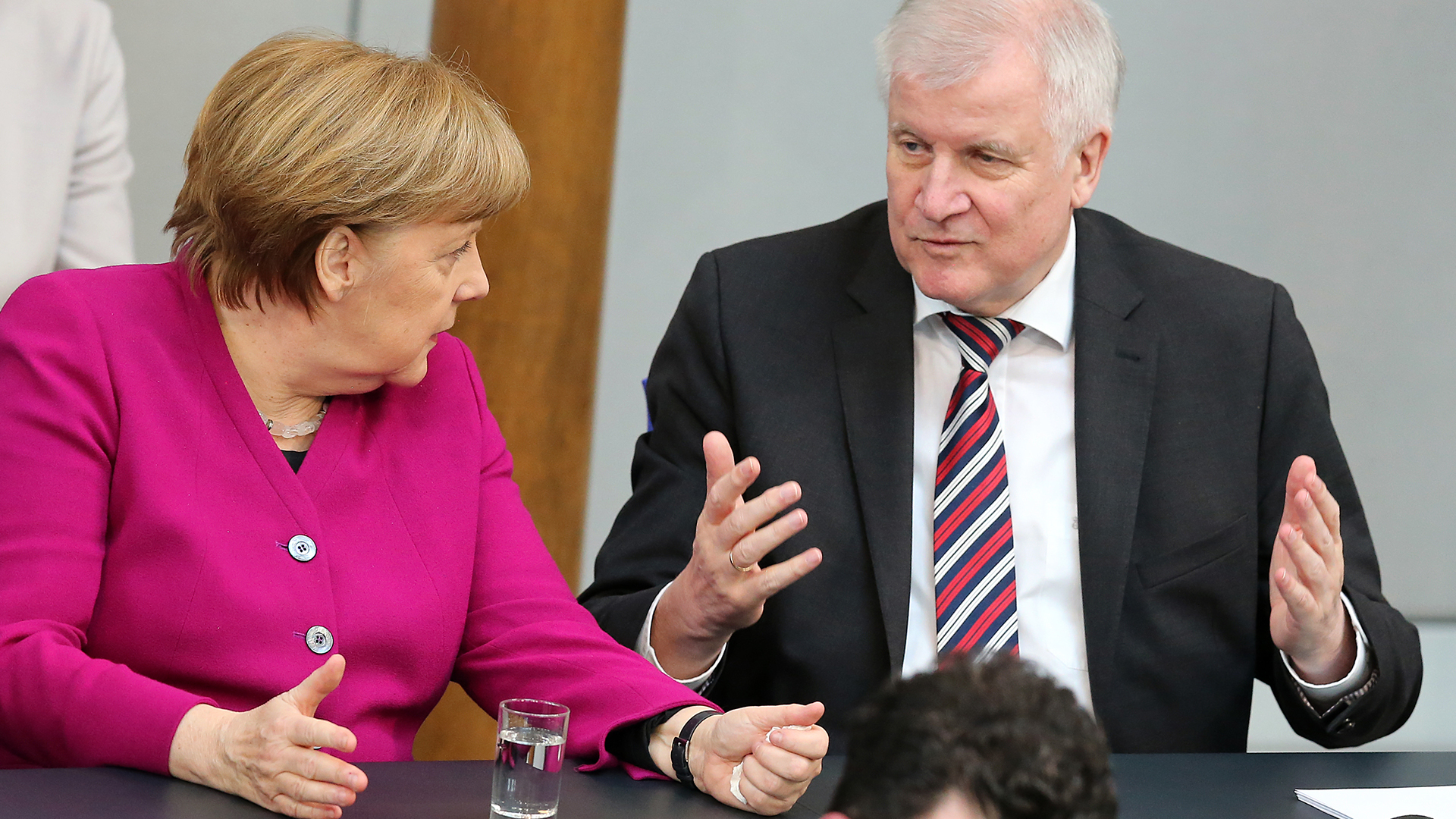 Merkel Seehofer | picture alliance / Wolfgang Kumm