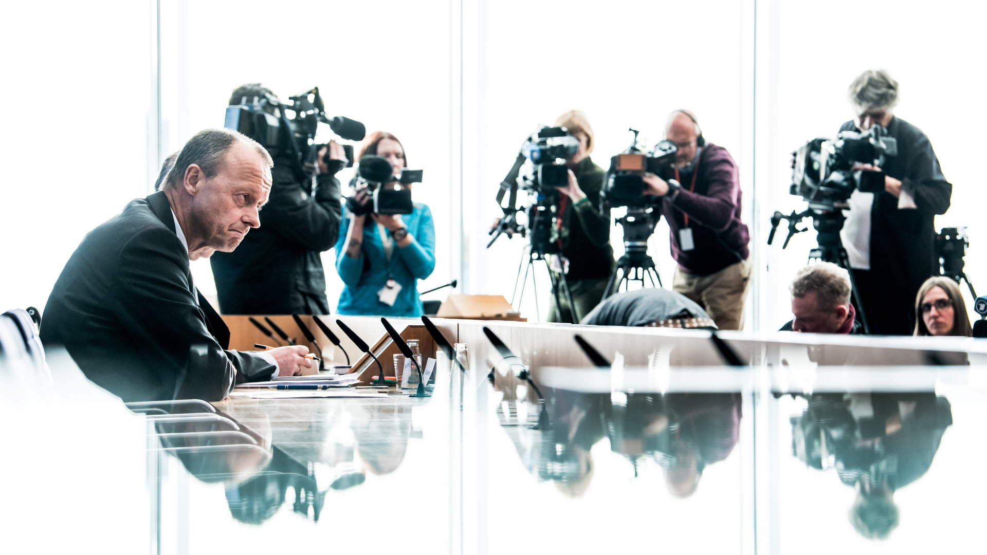 Friedrich Merz auf seiner Pressekonferenz | Bildquelle: dpa