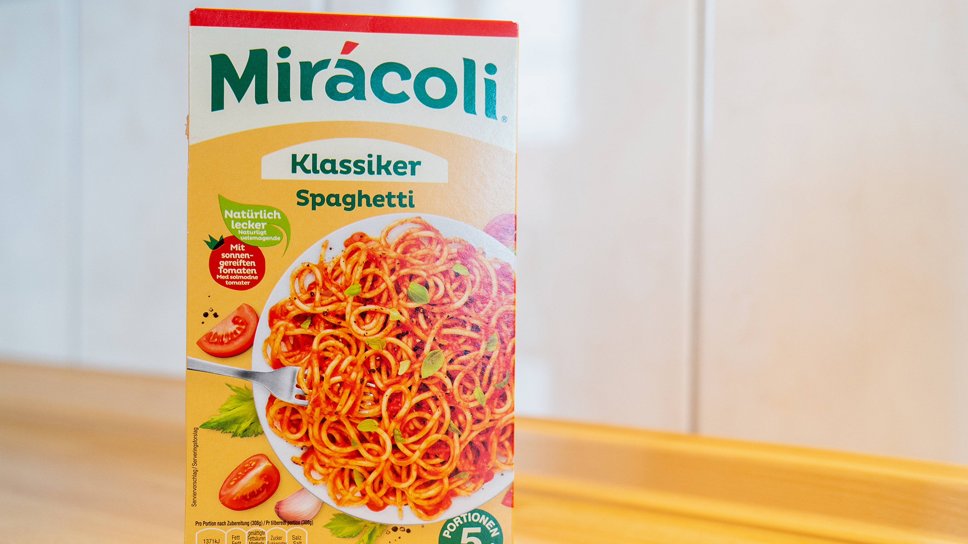 Eine Packung Mirácoli-Spaghetti | imago images/Chris Emil Janssen