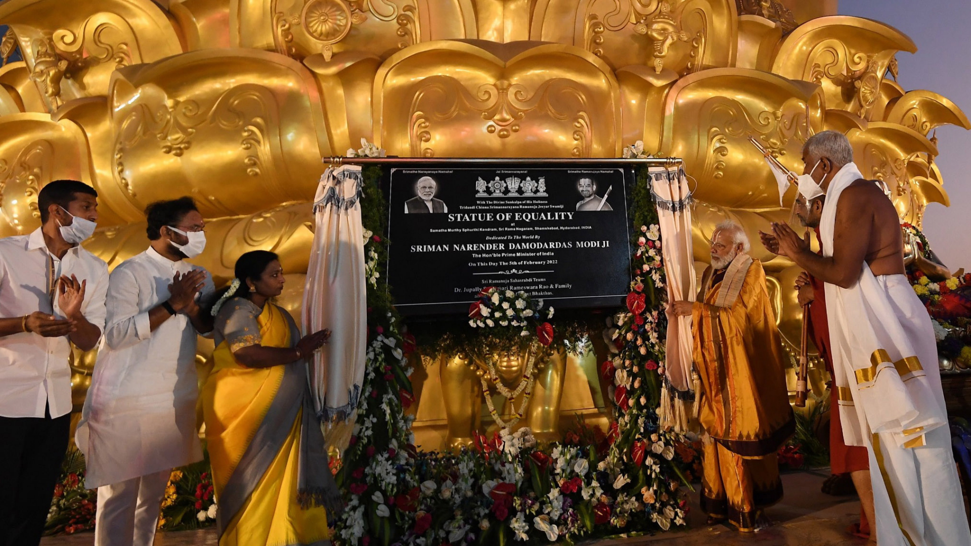 Indiens Regierungschef weiht in Hyderabad die Ramanuja-Statue ein  | EPA