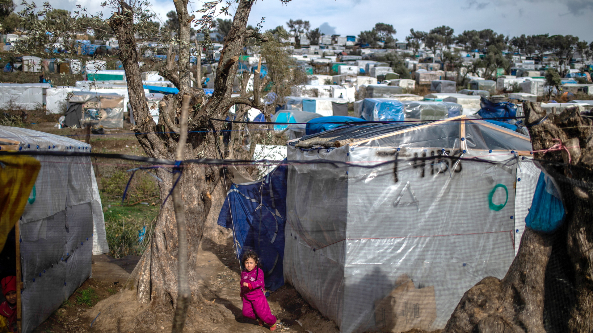 Flüchtlingslager Moria auf Lesbos und wilde Zelte (Archiv) | dpa