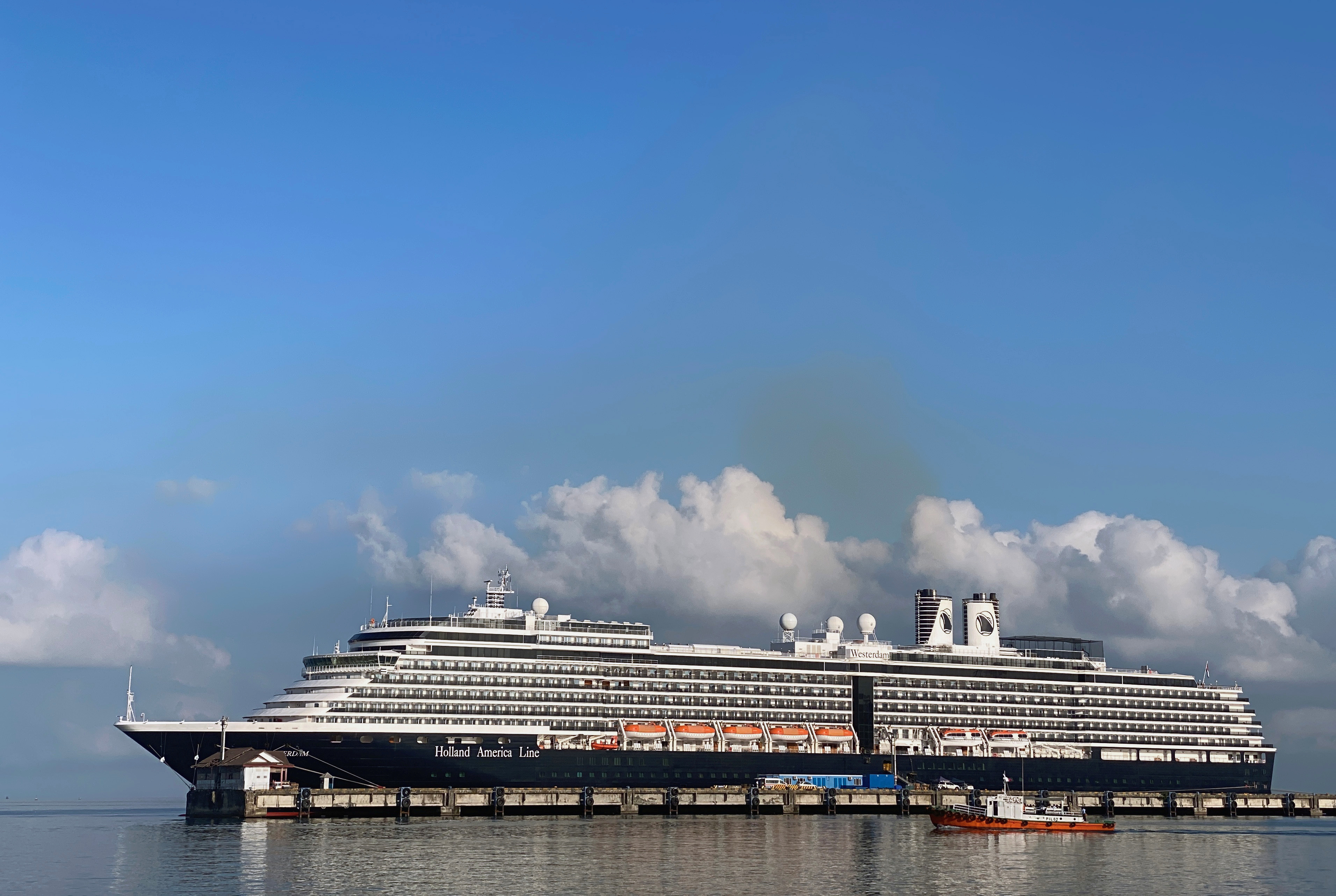 Die MS Westerdam im Hafen von Sihanoukville | REUTERS