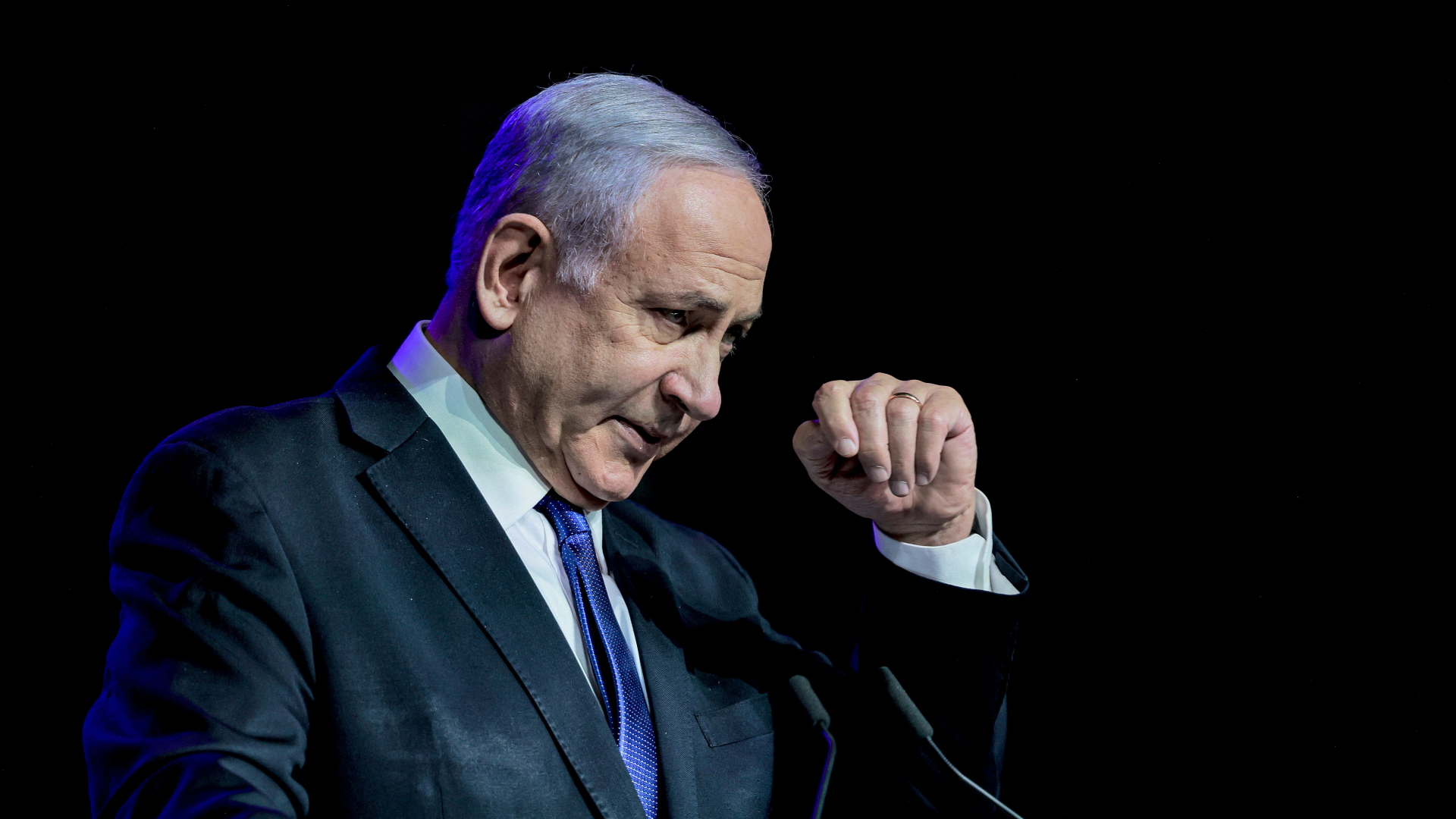 Netanyahu als Premier bei einer Zeremonie für die Mitarbeiter des Gesundheitswesens während der Corona-Pandemie. | AFP