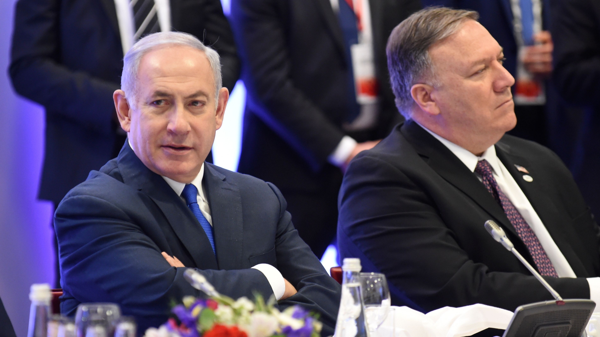 Israels Premierminister Benjamin Netanyahu und US-Außenminister Mike Pompeo sind sich einig - das zeigt sich auch auf dem Nahost-Gipfel in Warschau. | AFP
