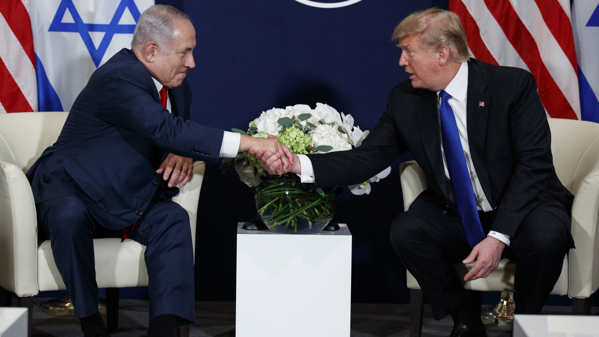 Benjamin Netanyahu und Donald Trump in Davos | AP