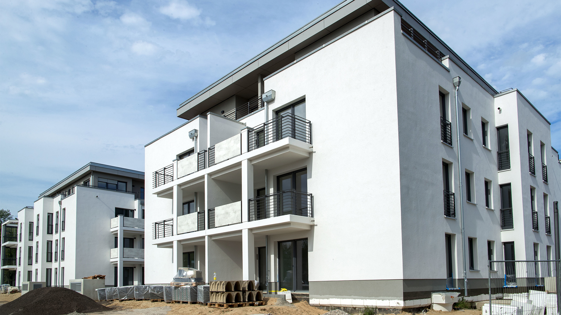 Neue Wohnhäuser in Rostock-Warnemünde | picture alliance / Jens Büttner