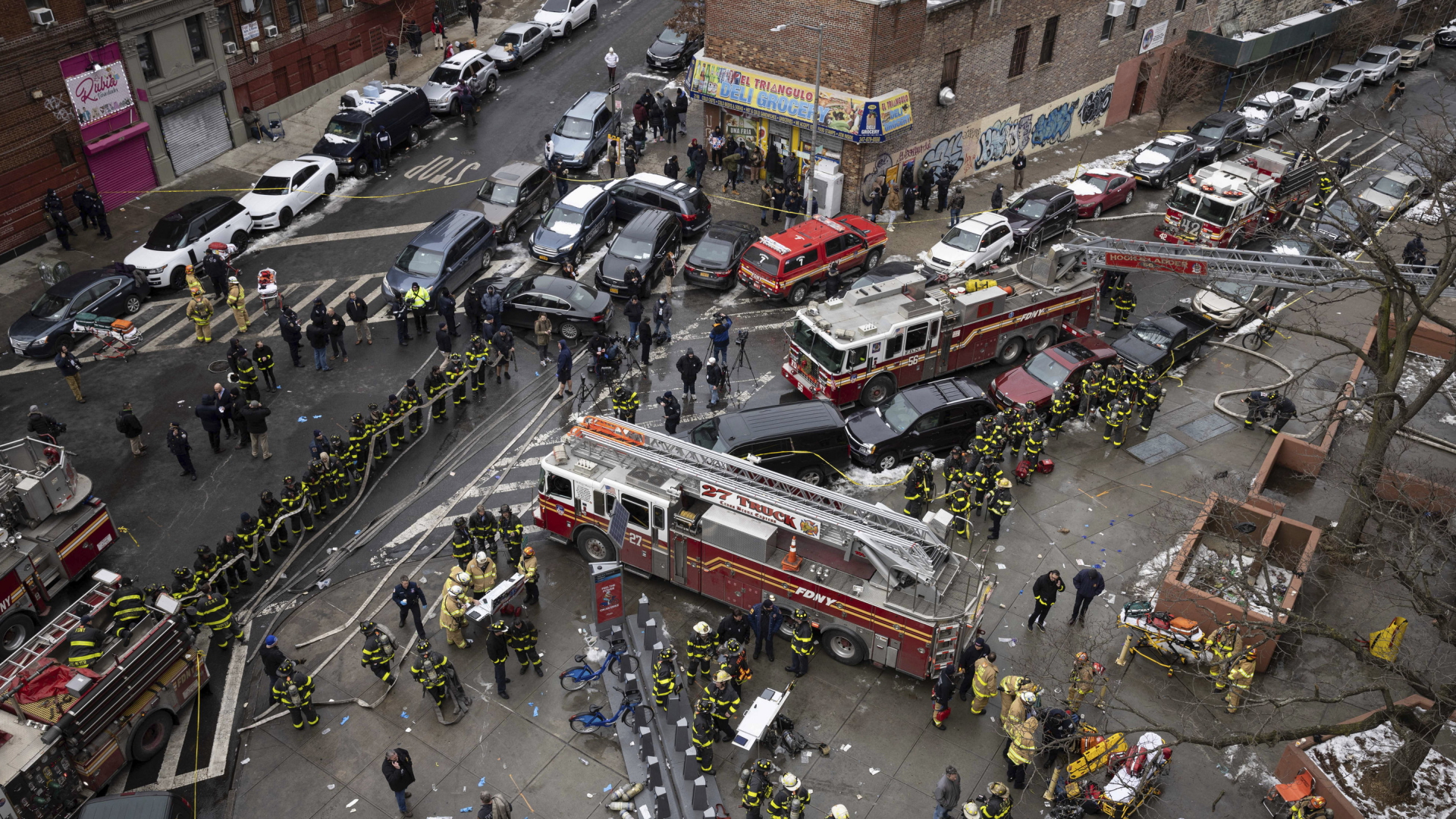 Mindestens 19 Tote bei Wohnhausbrand in New York