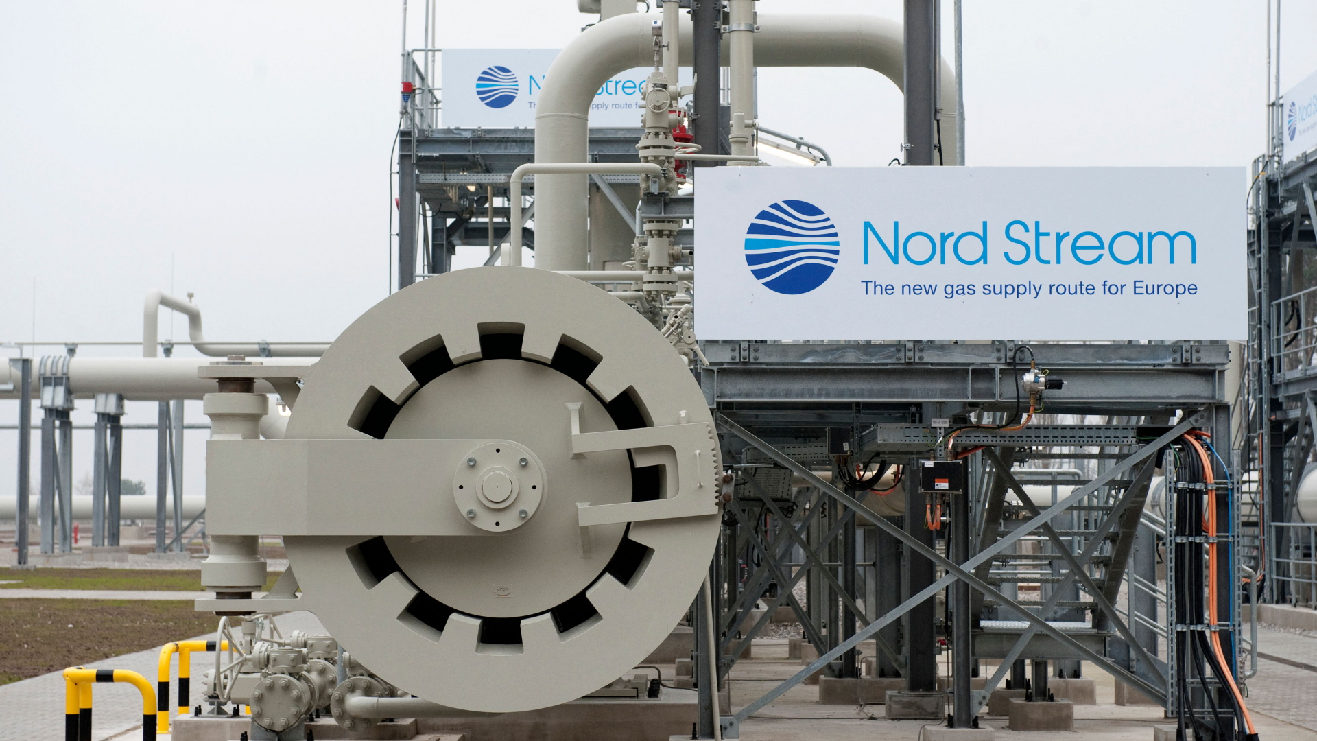 Röhren an der Anlandestation der Gaspipeline Nord Stream 1 in Lubmin