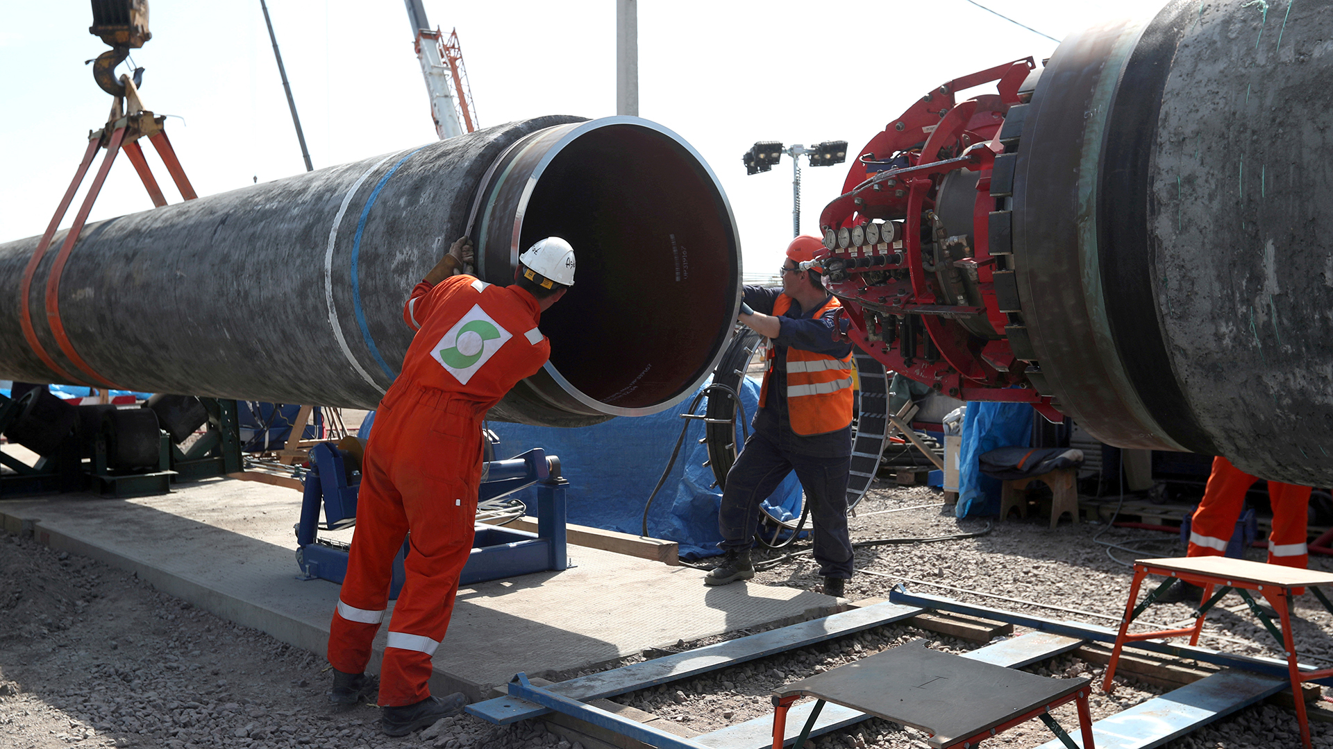 Arbeiter sind auf der Baustelle der Nord Stream 2-Gaspipeline in der Nähe der Stadt Kingisepp (Region Leningrad, Russland) zu sehen. | REUTERS