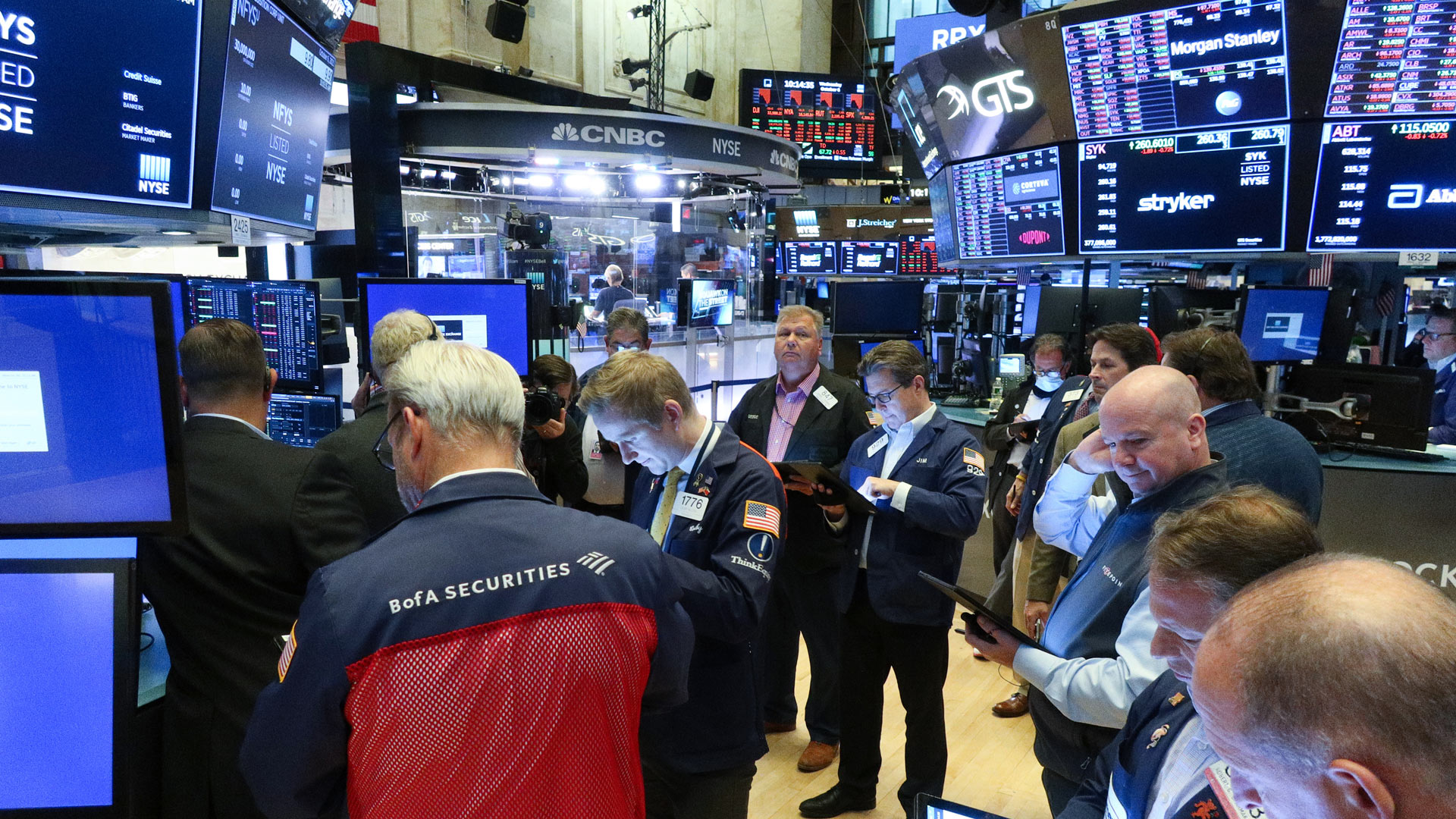 Broker handeln an der New Yorker Börse | picture alliance / newscom