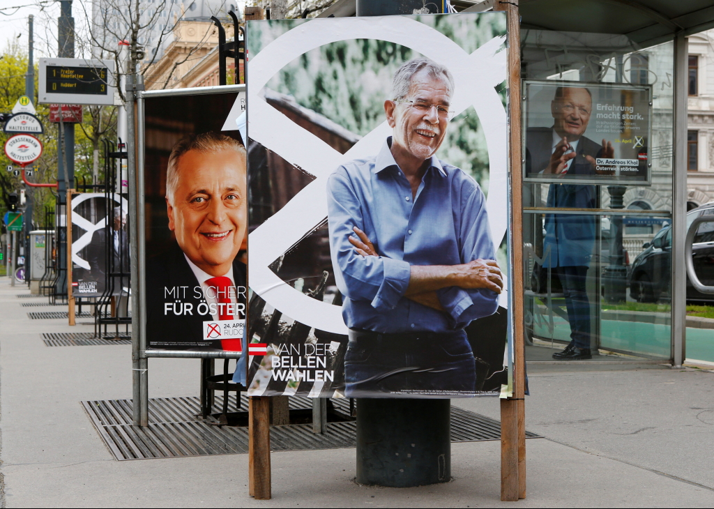 Wahlkampfplakate in Wien