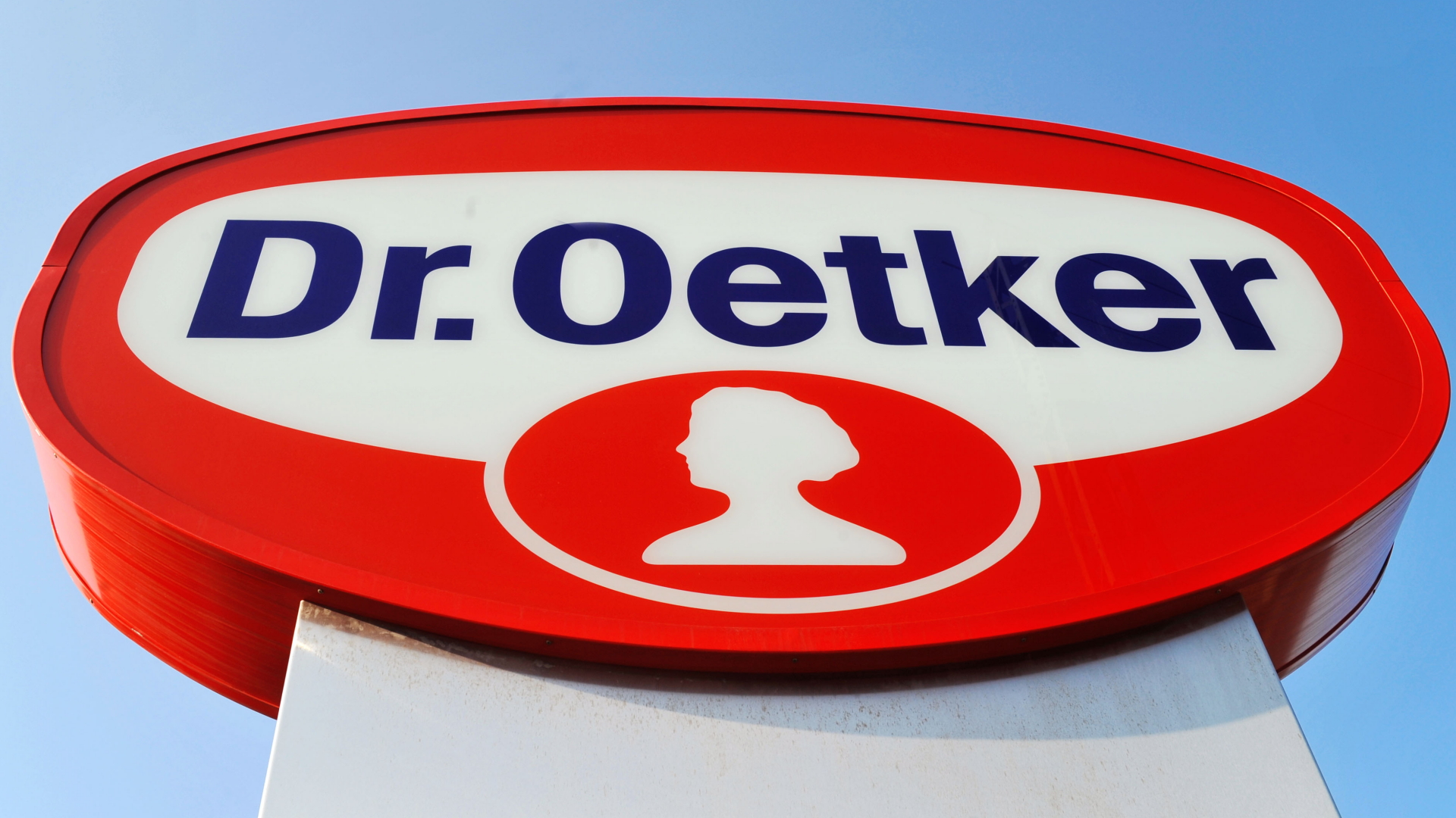 Zu Oetker gehören rund 400 Firmen. | dpa