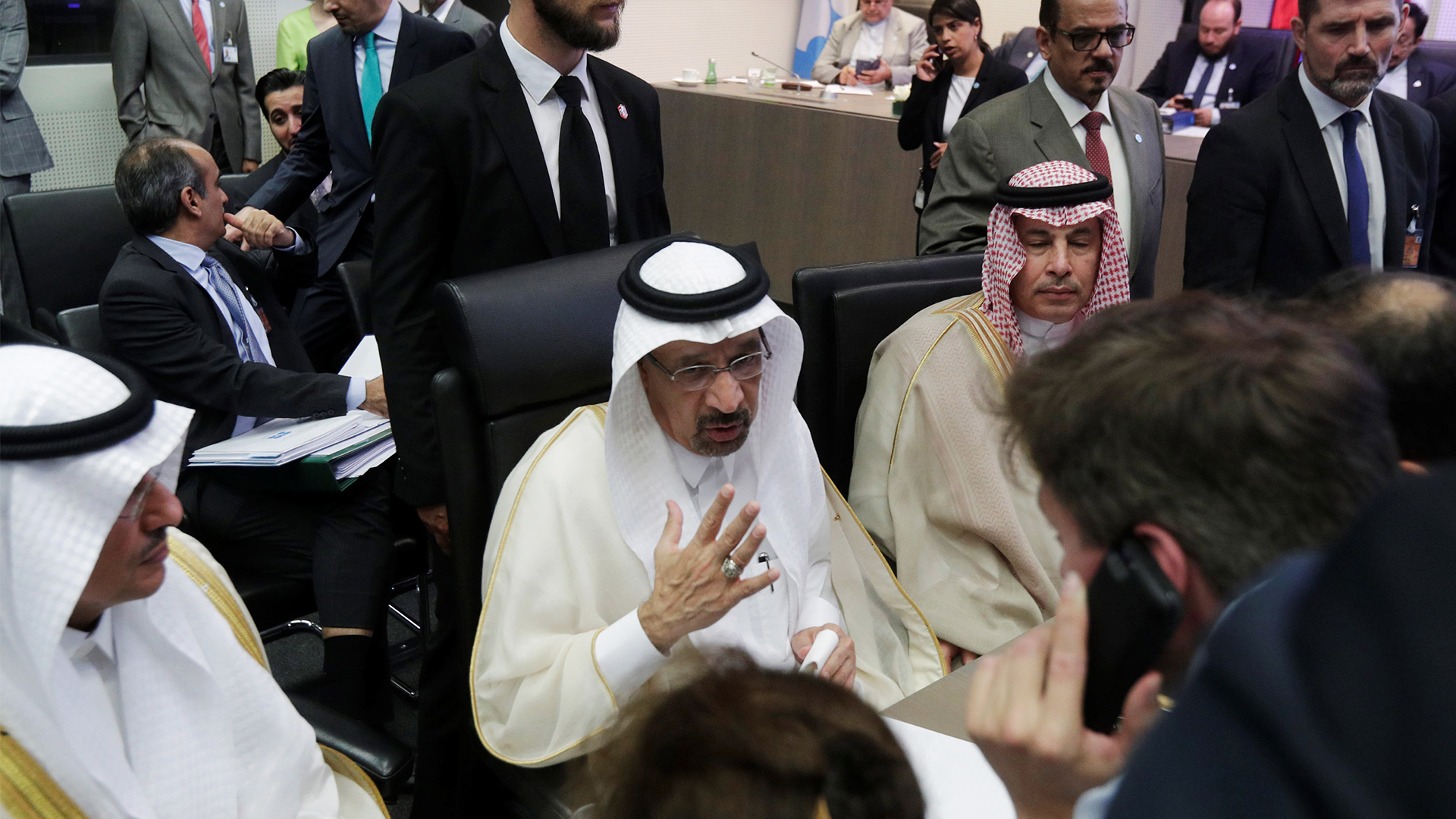 Saudi Arabiens Ölminister Khalid al-Falih bei dem OPEC Treffen in Wien  | REUTERS