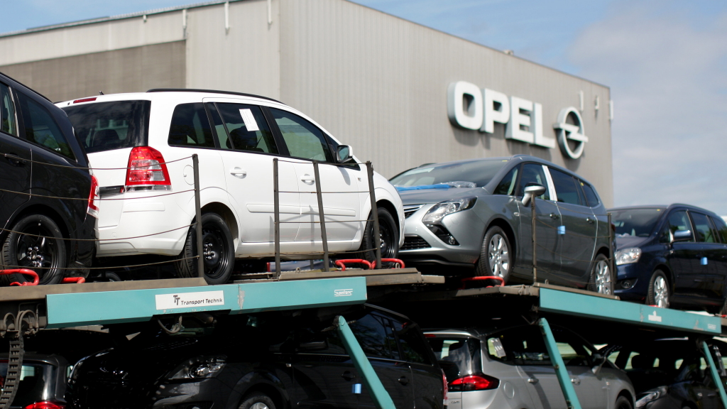 Auslieferung von Opel-Fahrzeugen der Marke Zafira