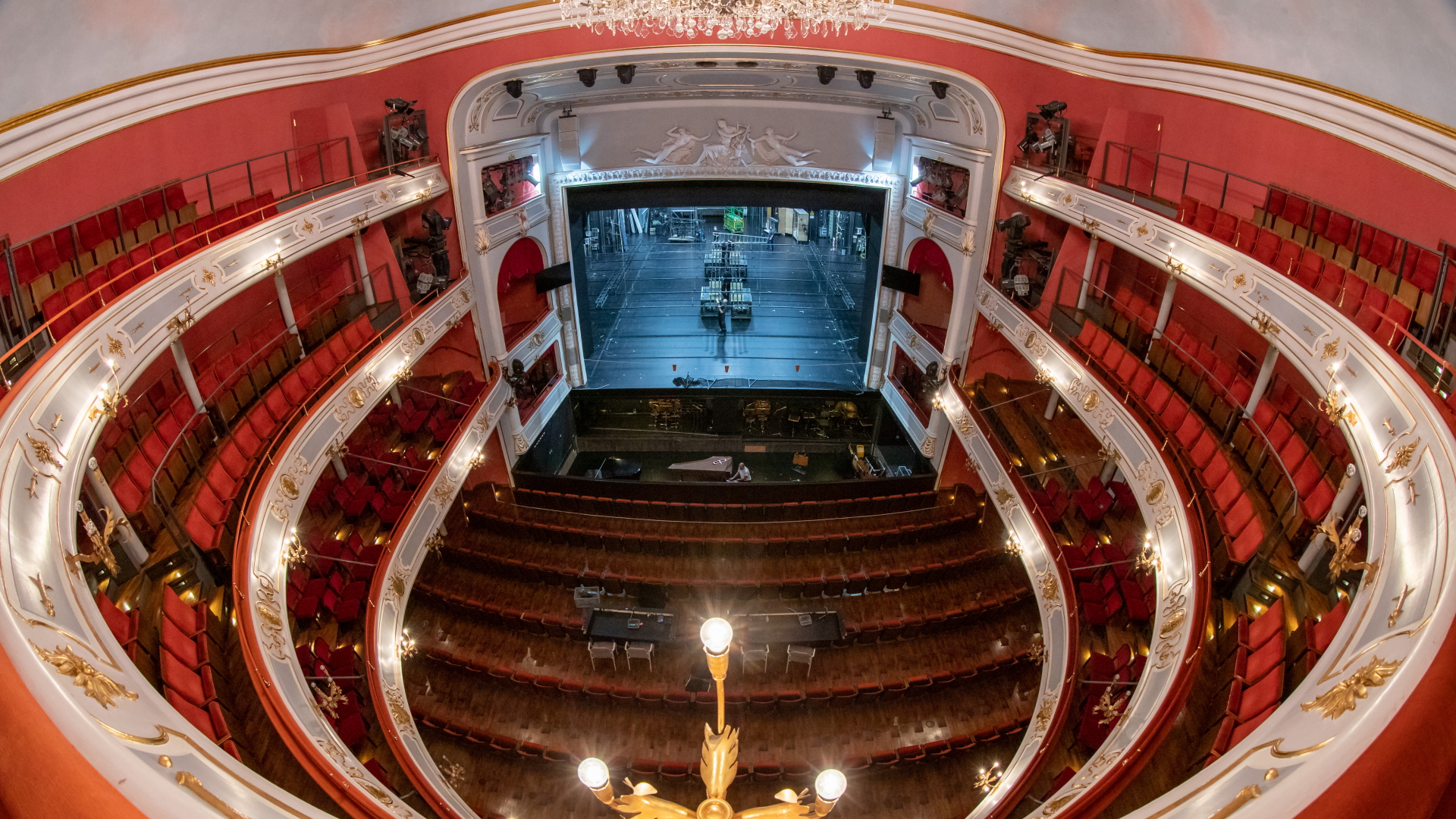 Das Opernhaus im Staatstheater Nürnberg  | dpa