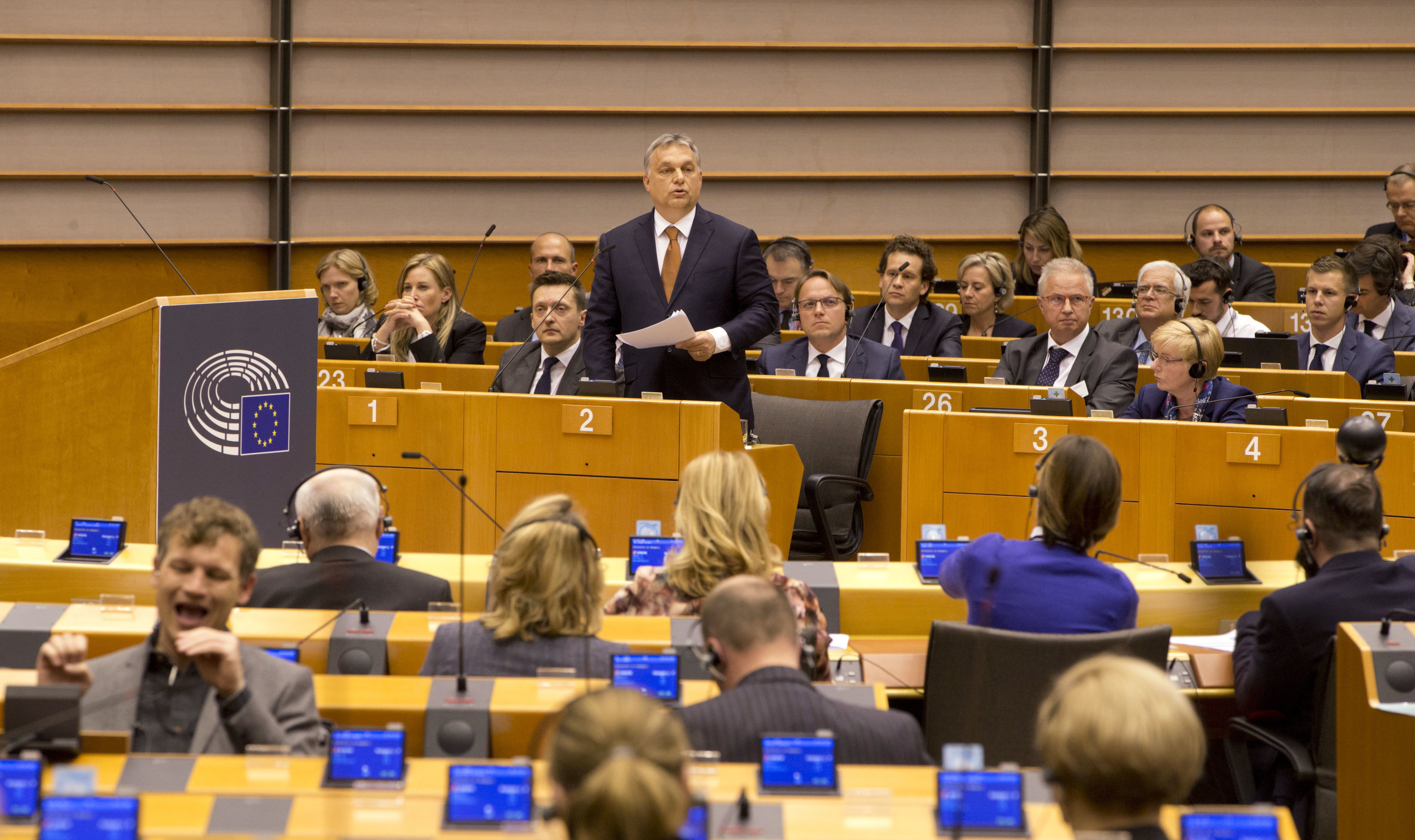 Ungarsn Ministerpräsident Viktor Orban vor dem Europaparlament | AP