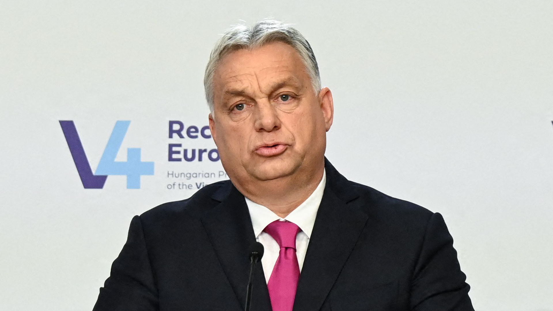 Ungarns Ministerpräsident Victor Orban spricht bei einer Pressekonferenz | AFP
