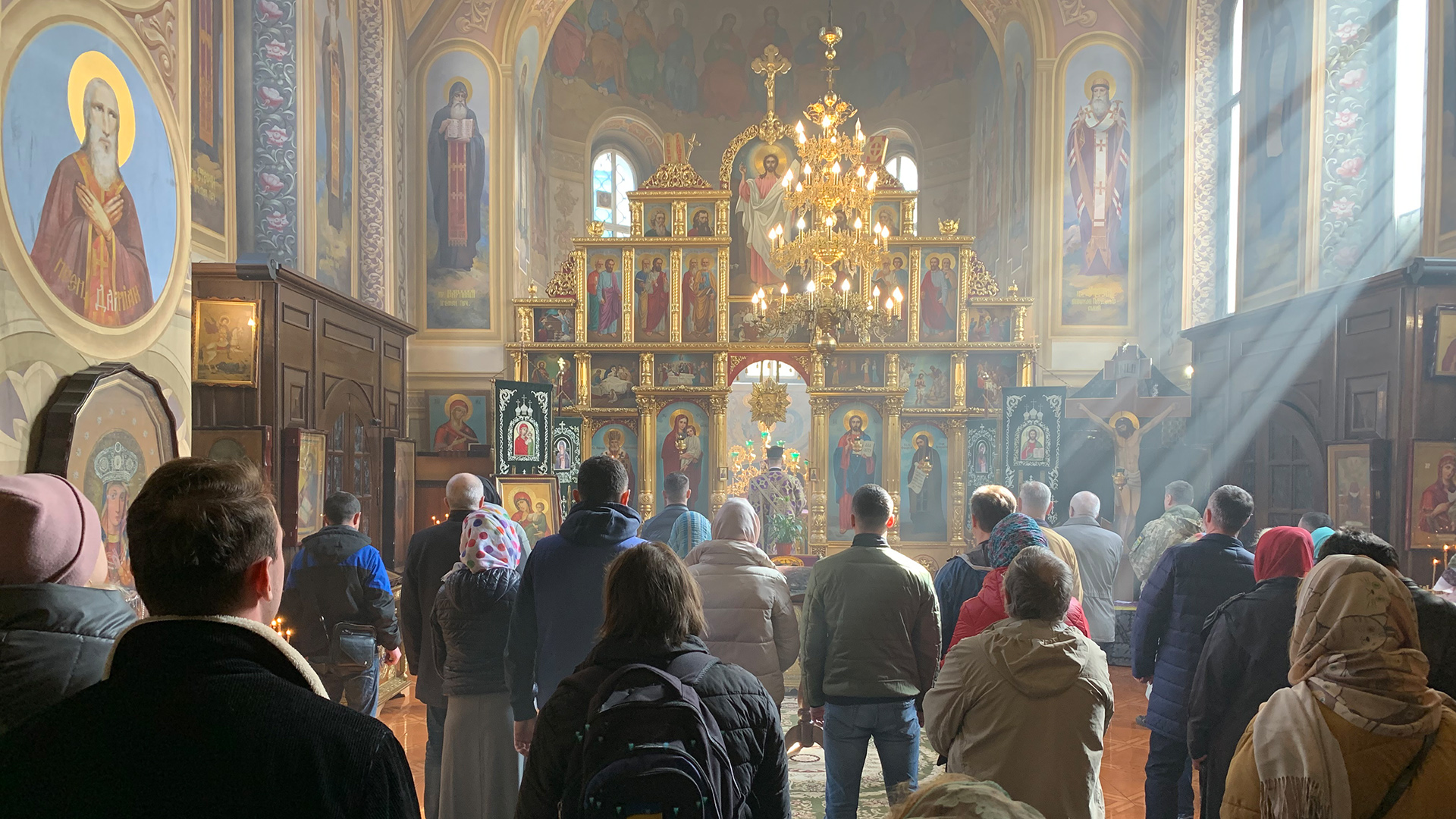 Gottesdient in der Orthodoxen Kirche der Ukraine. | Andrea Beer, WDR