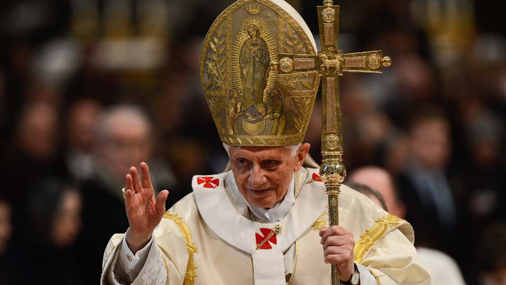 Papst Benedikt XVI. während des Gottesdienstes im Petersdom | AFP