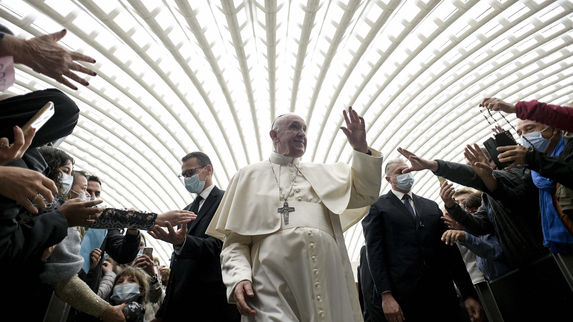 Papst Franziskus bei einer wöchentlichen Generalaudienz | dpa