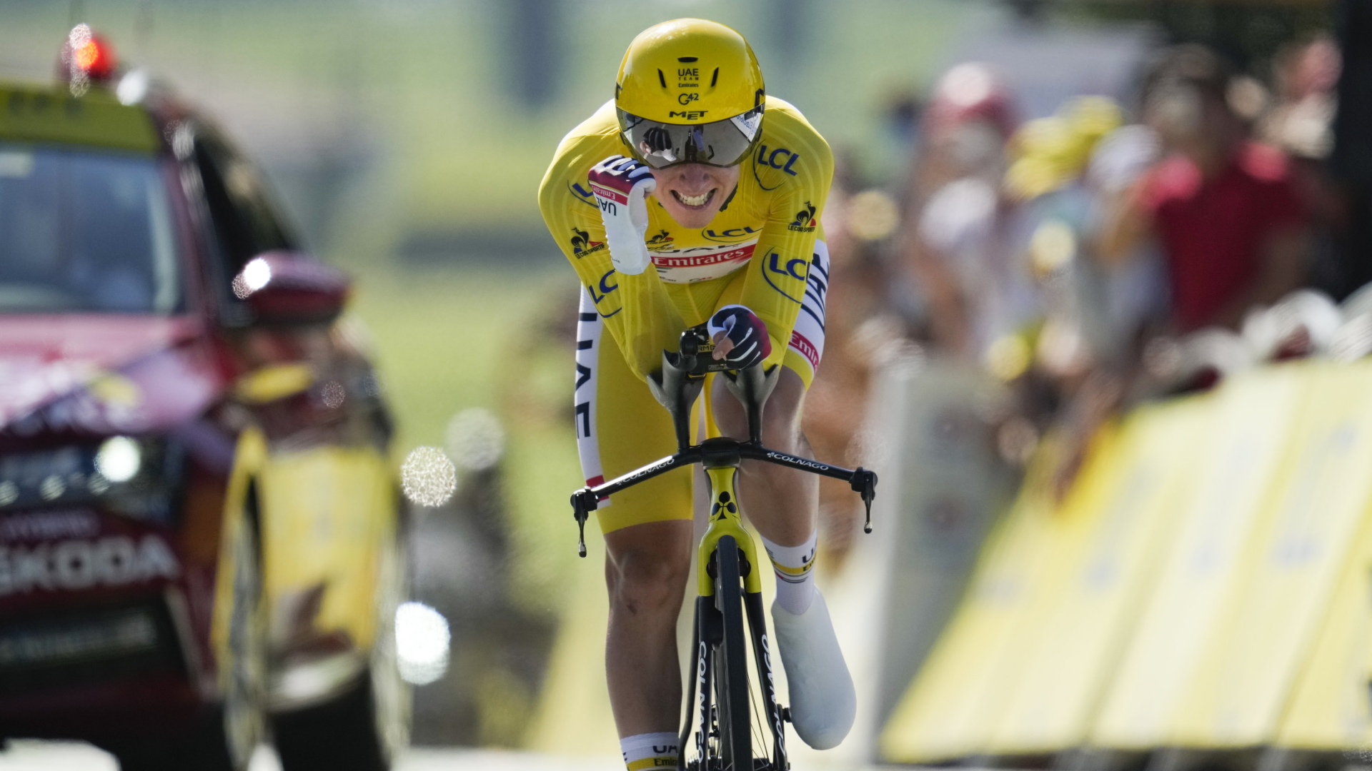 Tadej Pogacar im gelben Trikot auf der 20. Etappe der Tour de France | AP