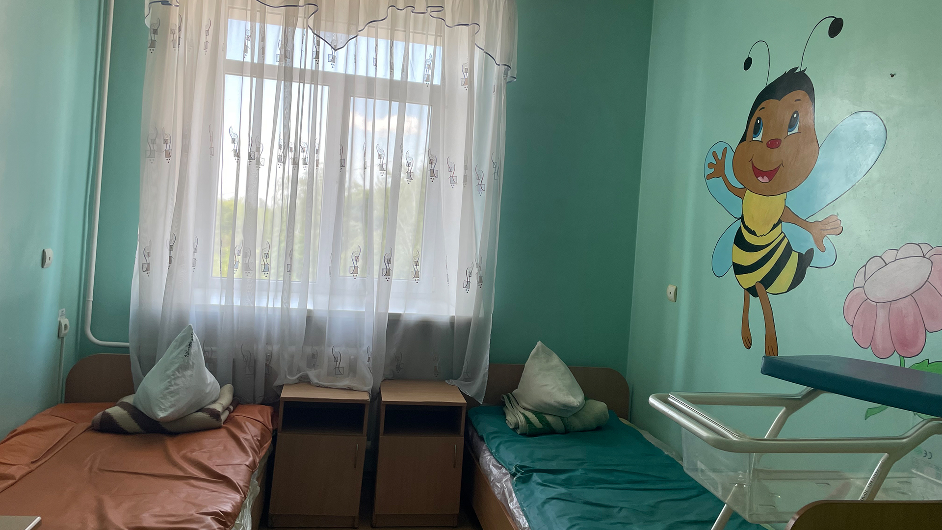 Ein leeres Zimmer in der Abteilung für Gynokologie und Geburtshilfe im Krankenhaus Pokrowsk | Andrea Beer