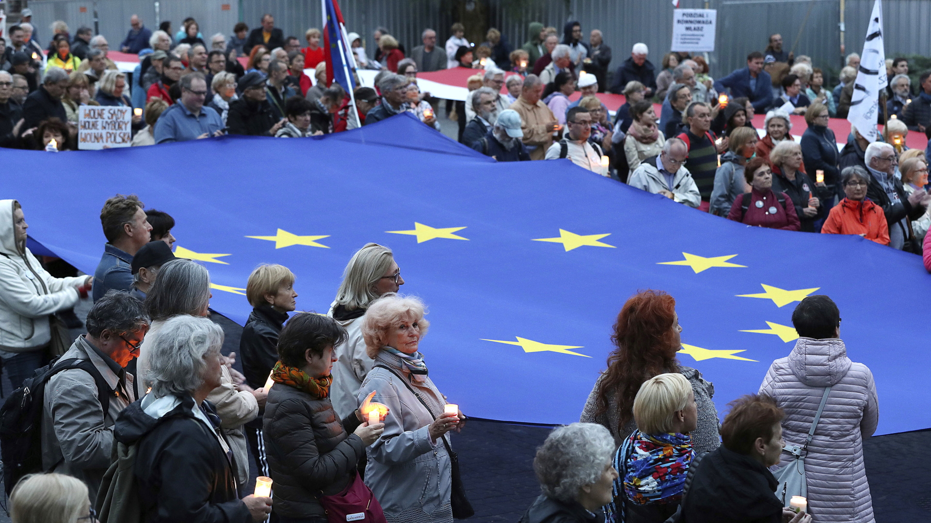Demonstration gegen die Justizreform in Warschau | AP