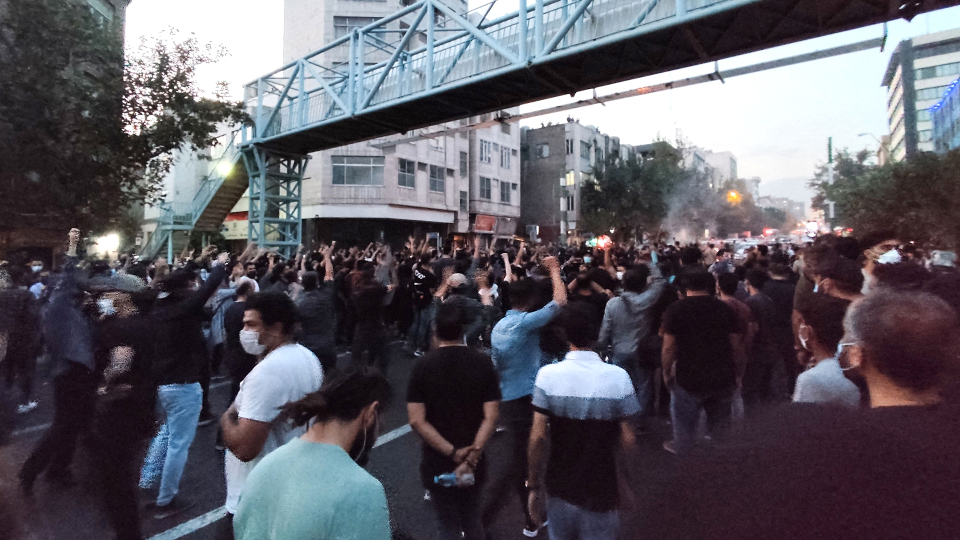Protestierende in Teheran (Aufnahme: 21.09.2022)