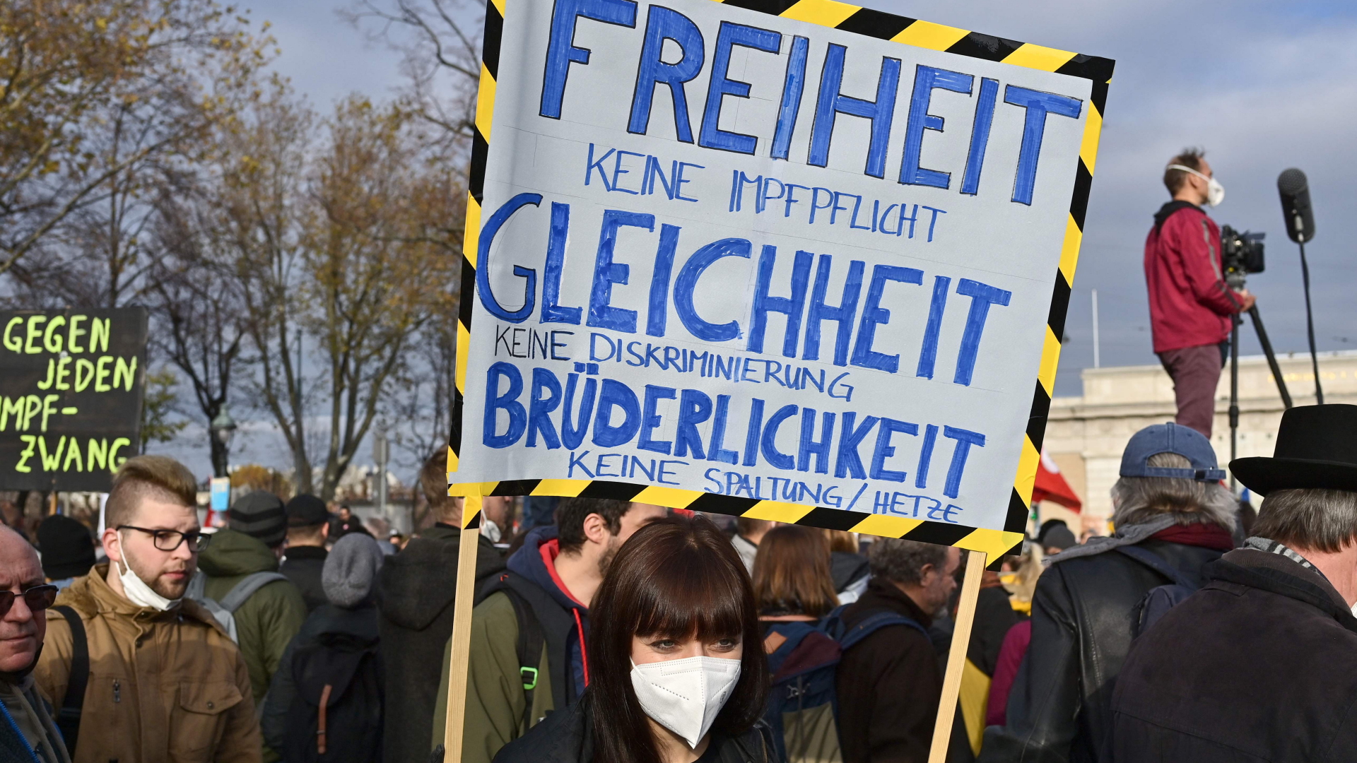 Österreich: Protest gegen Lockdown und Impfpflicht