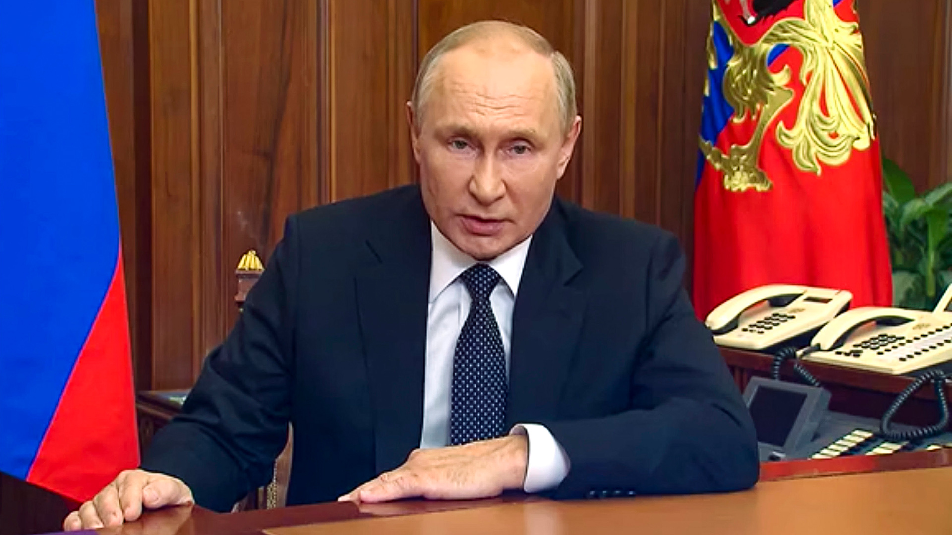 Perang melawan Ukraina: Putin memerintahkan mobilisasi parsial