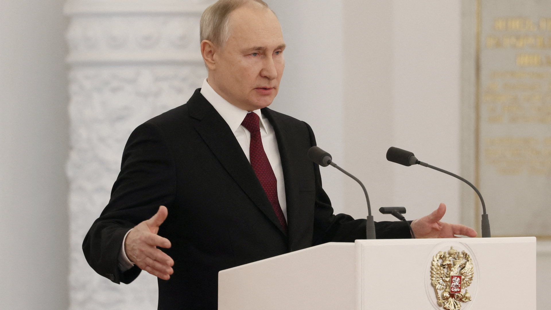 Russlands Präsident Wladimir Putin hält im Kreml in Moskau eine Rede. | via REUTERS
