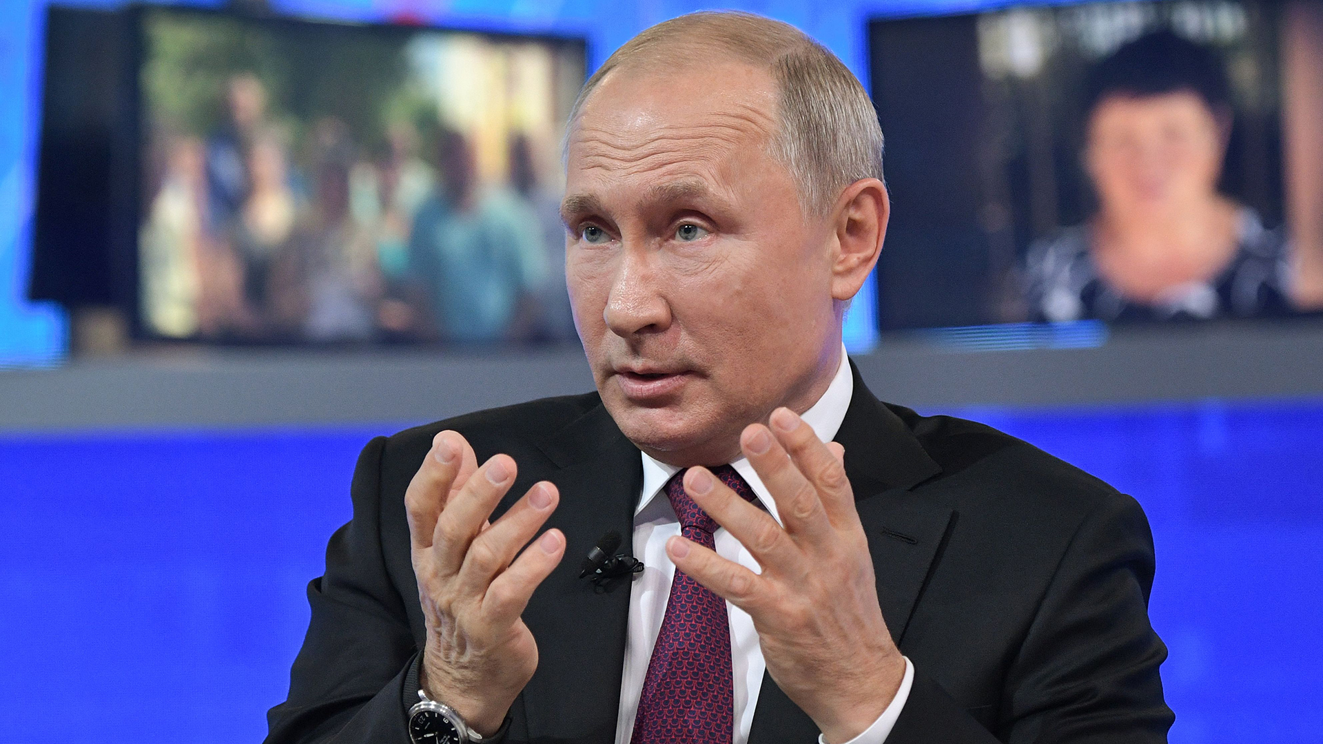 Russlands Präsident Wladimir Putin beantwortet Bürgerfragen im TV. | ALEXEY NIKOLSKY/SPUTNIK/KREMLIN