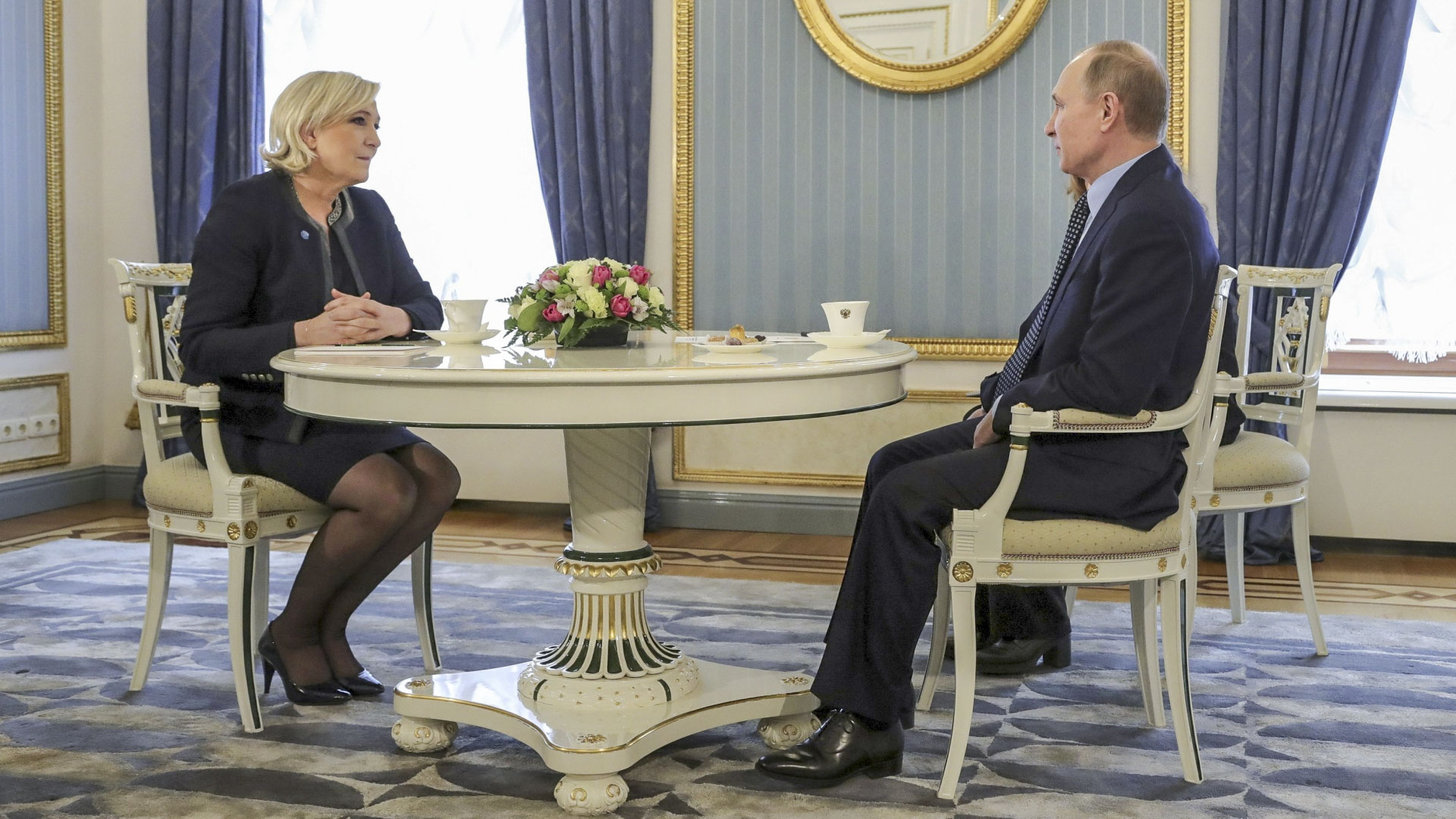 Le Pen bei Putin  | AP