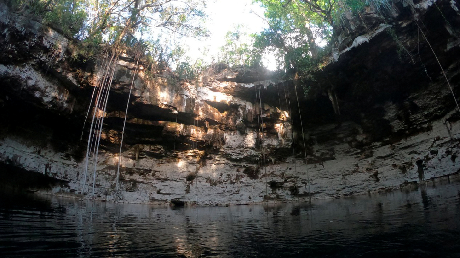 Cenote in Mexiko | VIA REUTERS