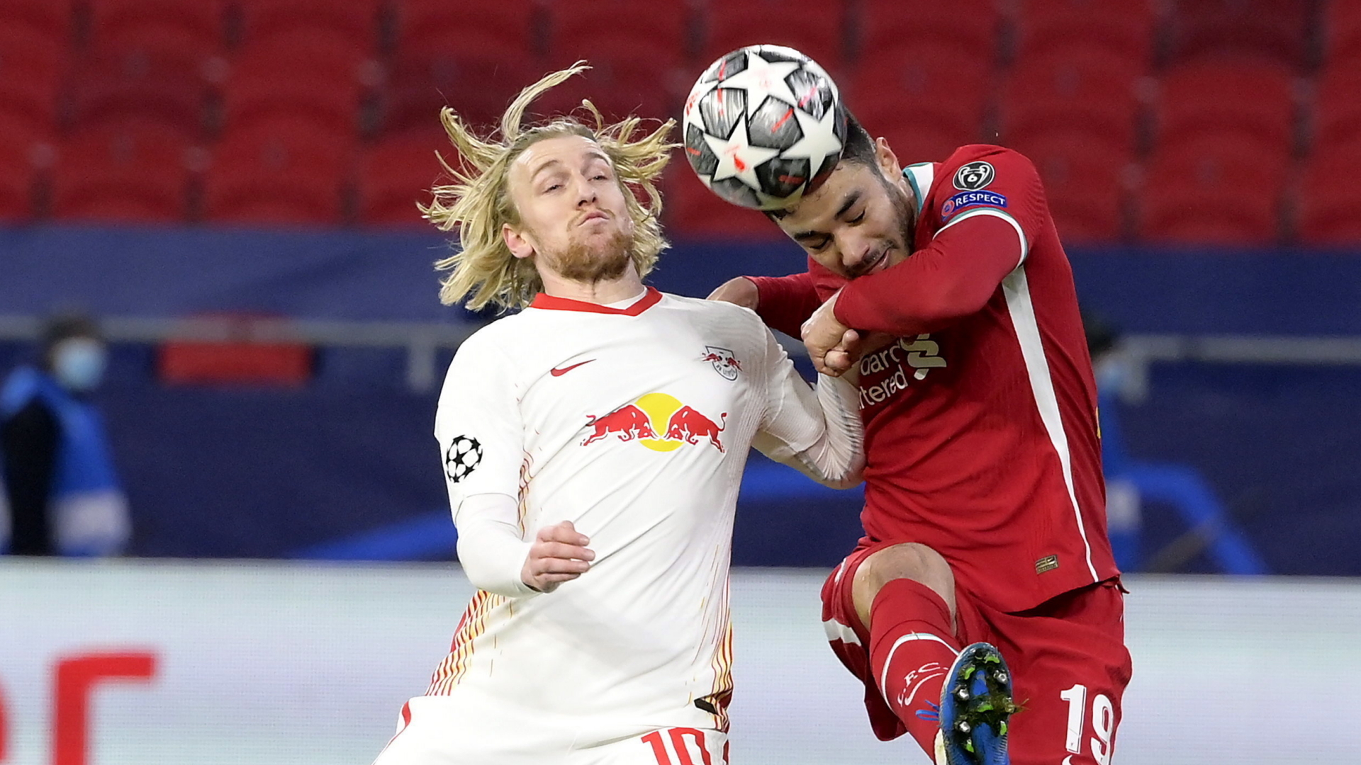 Emil Forsberg (RB Leipzig) und Ozan Kabak (Liverpool) | EPA