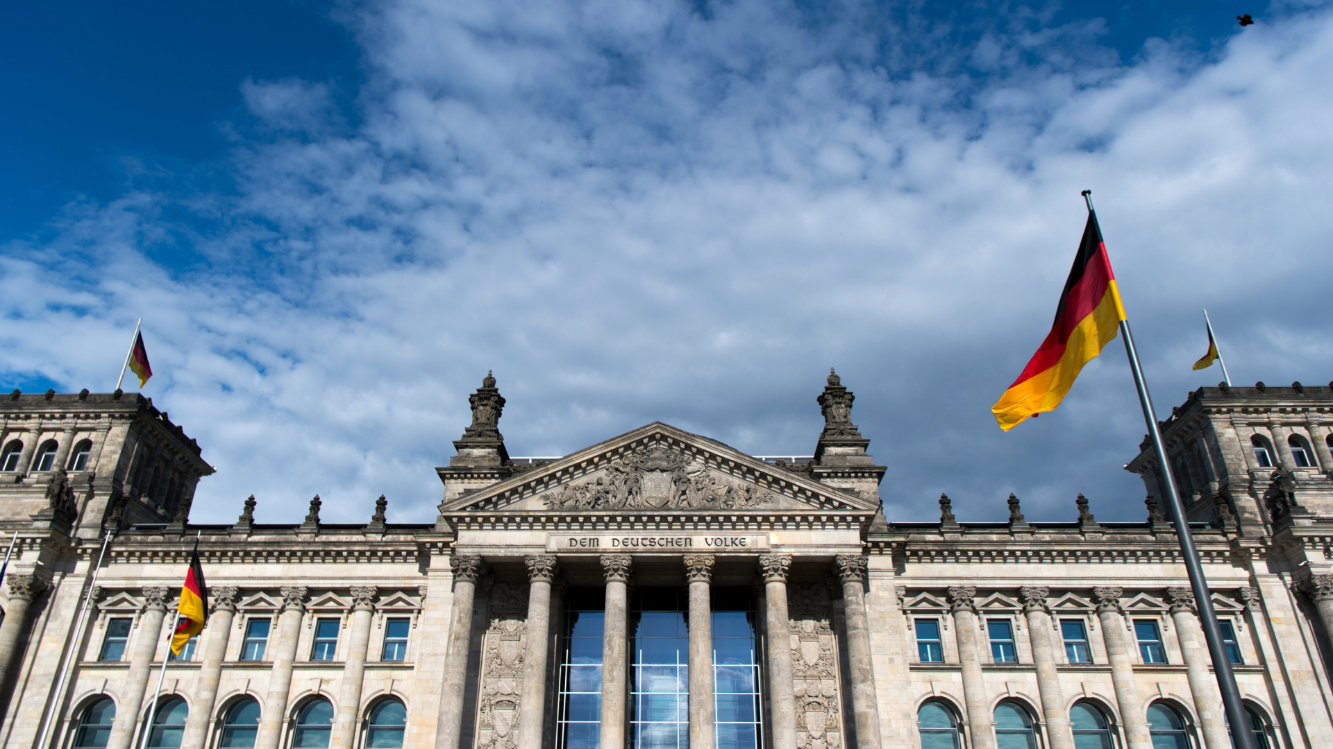 Das Reichstagsgebäude in Berlin | dpa