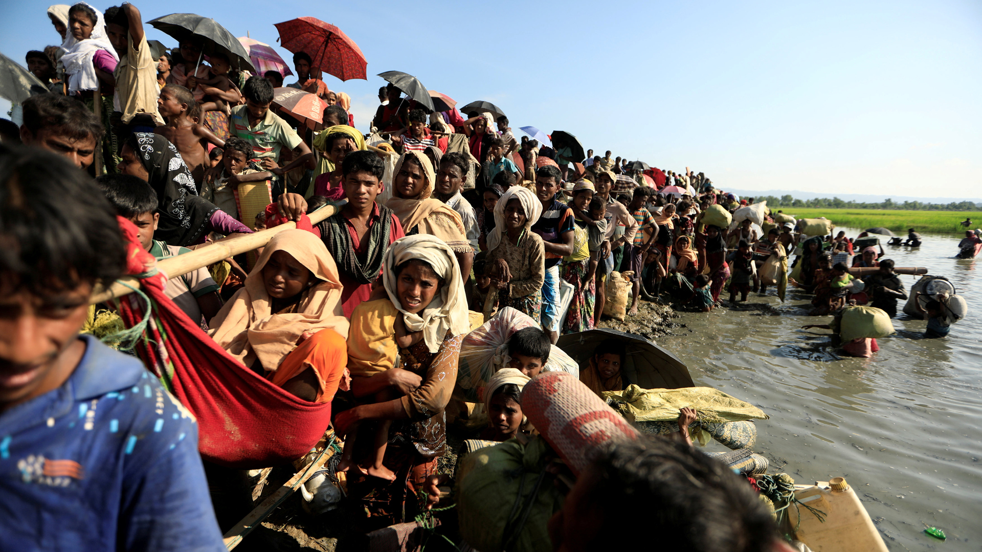Rohingya-Flüchtlinge erreichen Bangladesch | REUTERS