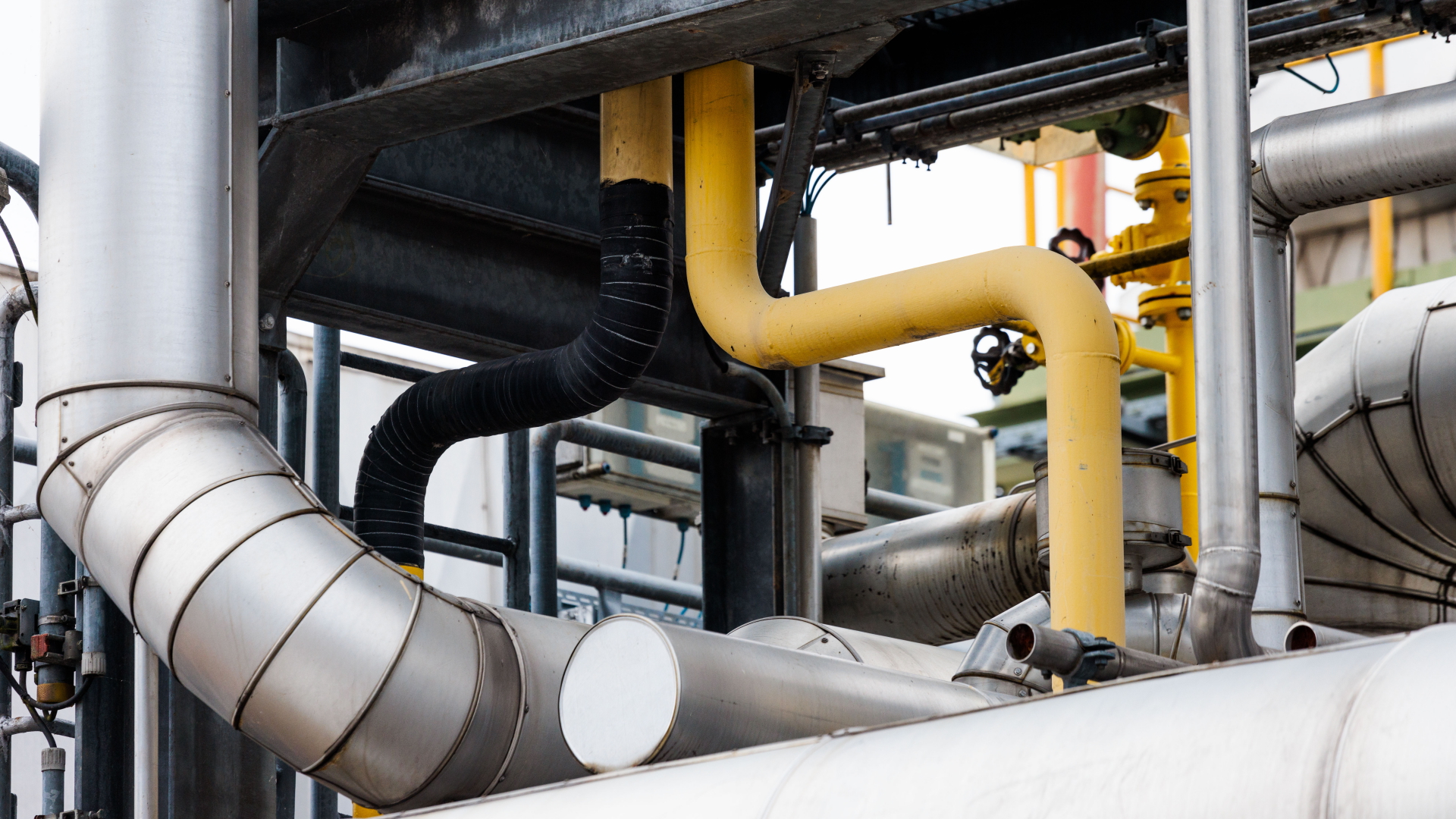 Bericht: Gaspreisbremse für Firmen nur bei Standorterhalt