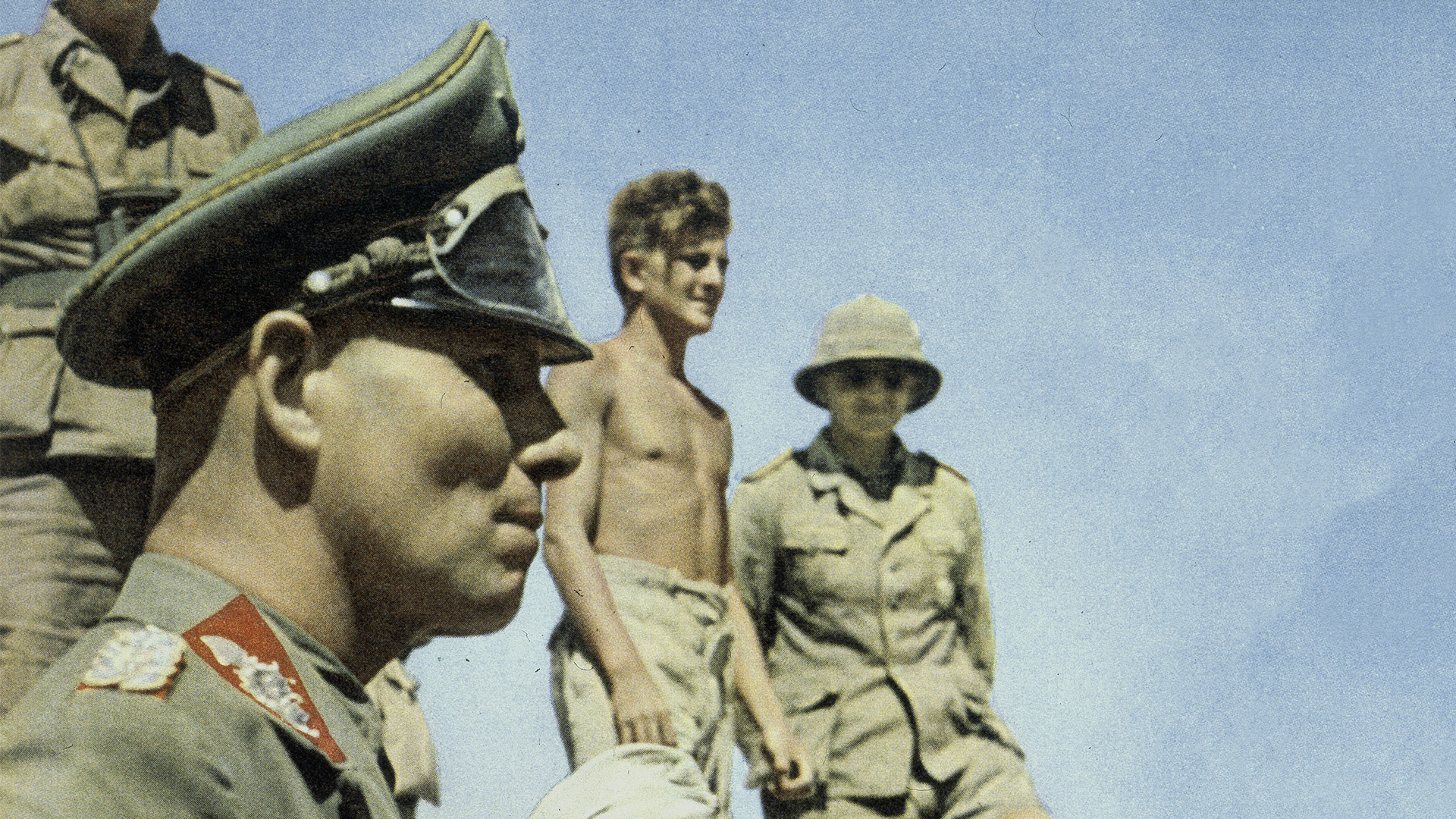 Erwin Rommel mit Soldaten in Nordafrika um 1942 | picture-alliance / akg-images