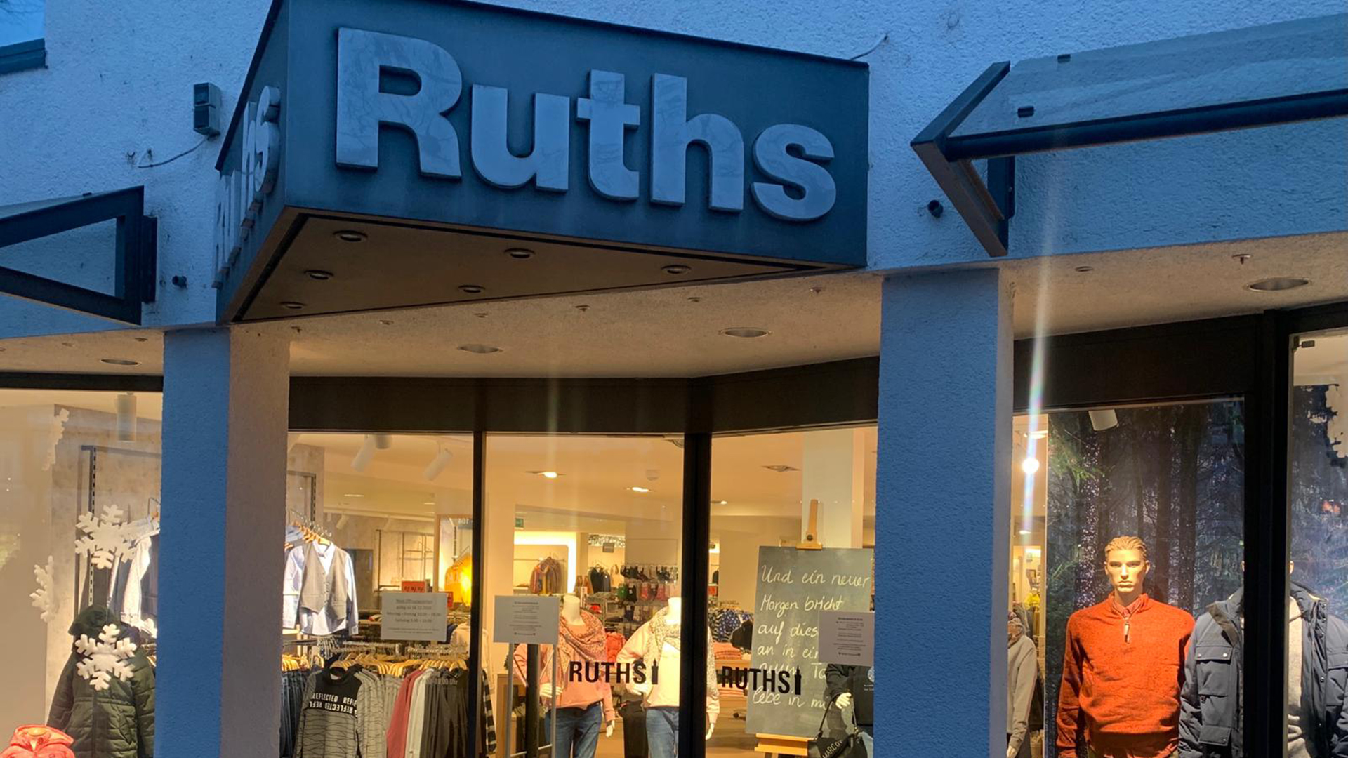 Außenansicht des Kleidungsgeschäfts "Ruths" | HR