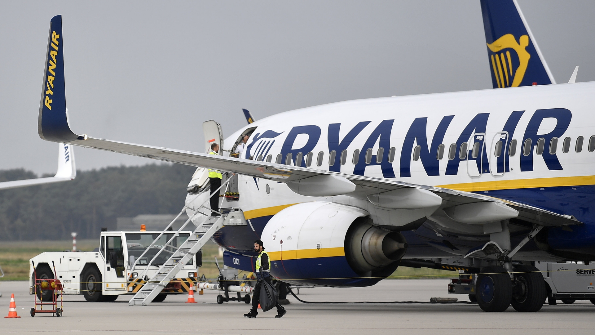 Billigflieger Ryanair schreibt Verlust