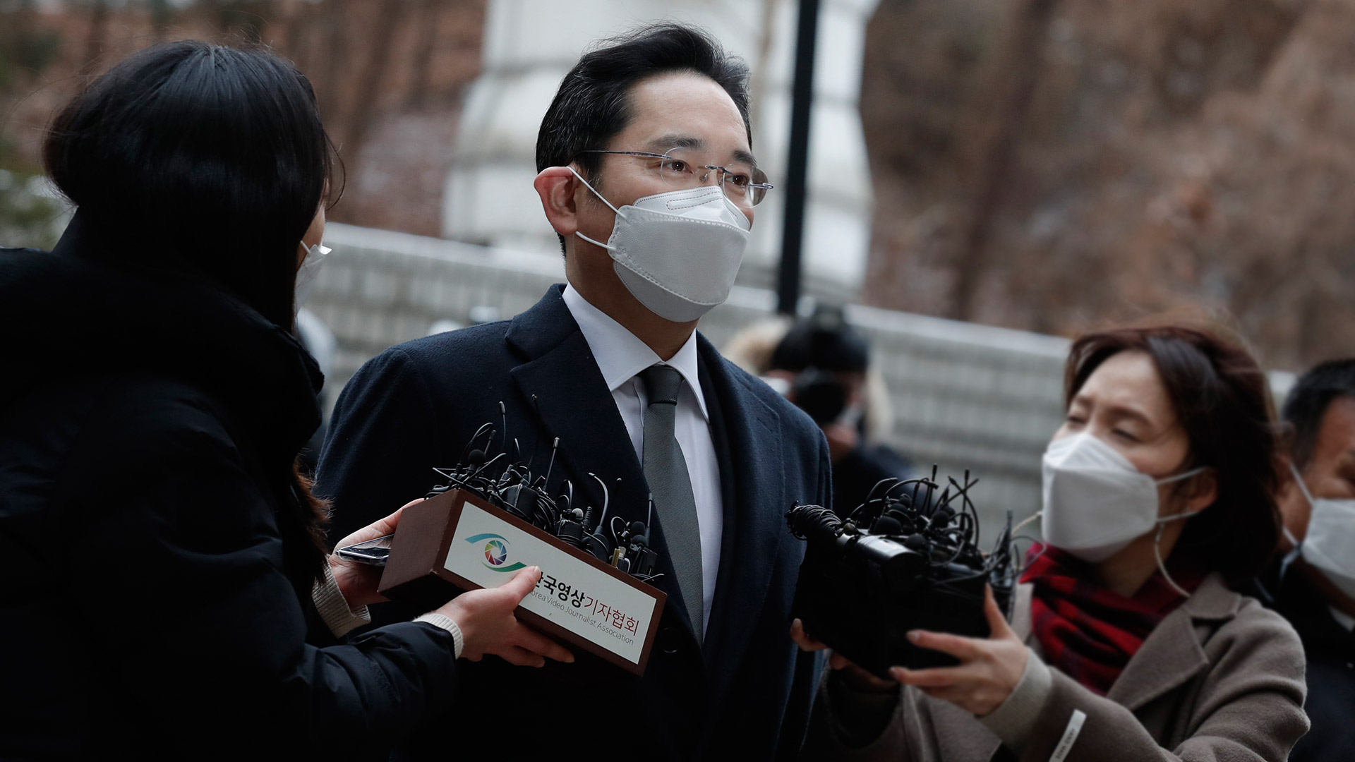 Samung-Erbe Lee Jae Yong vor dem High Court-Gebäude in Seoul